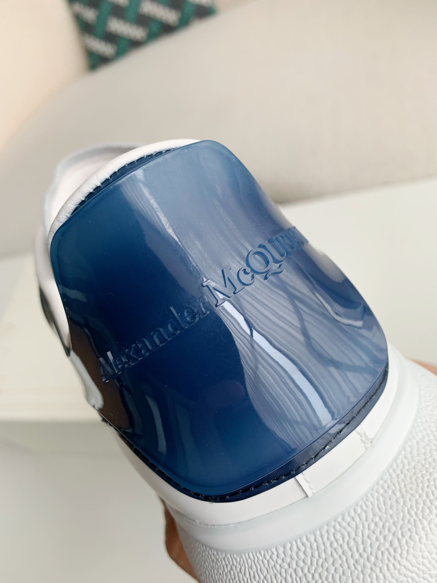 Alexander McQueen MQ jelly Dark BlueTail Sneakers