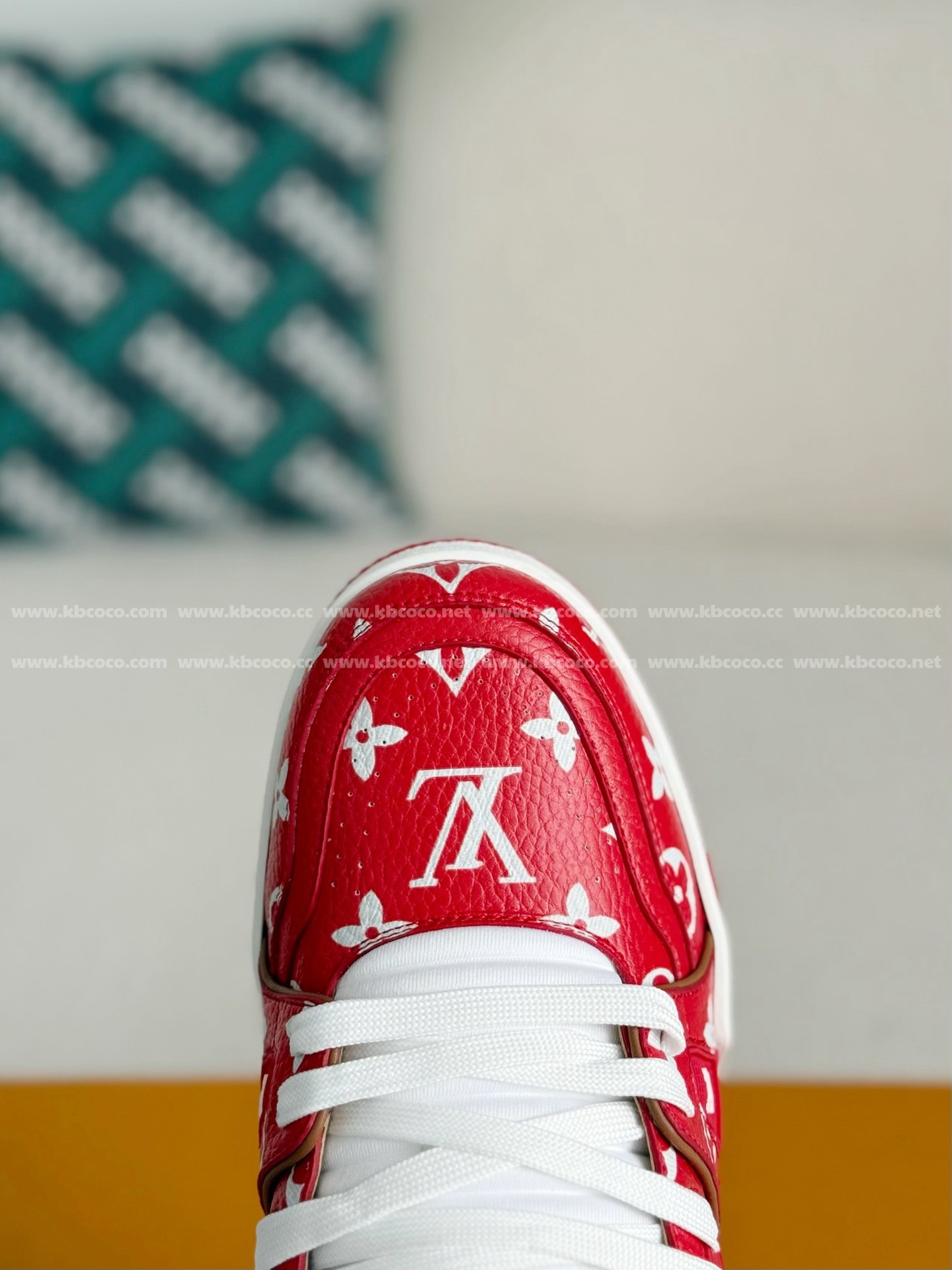 【#4537】 LOUIS VUITTON TRAINER SNEAKERS