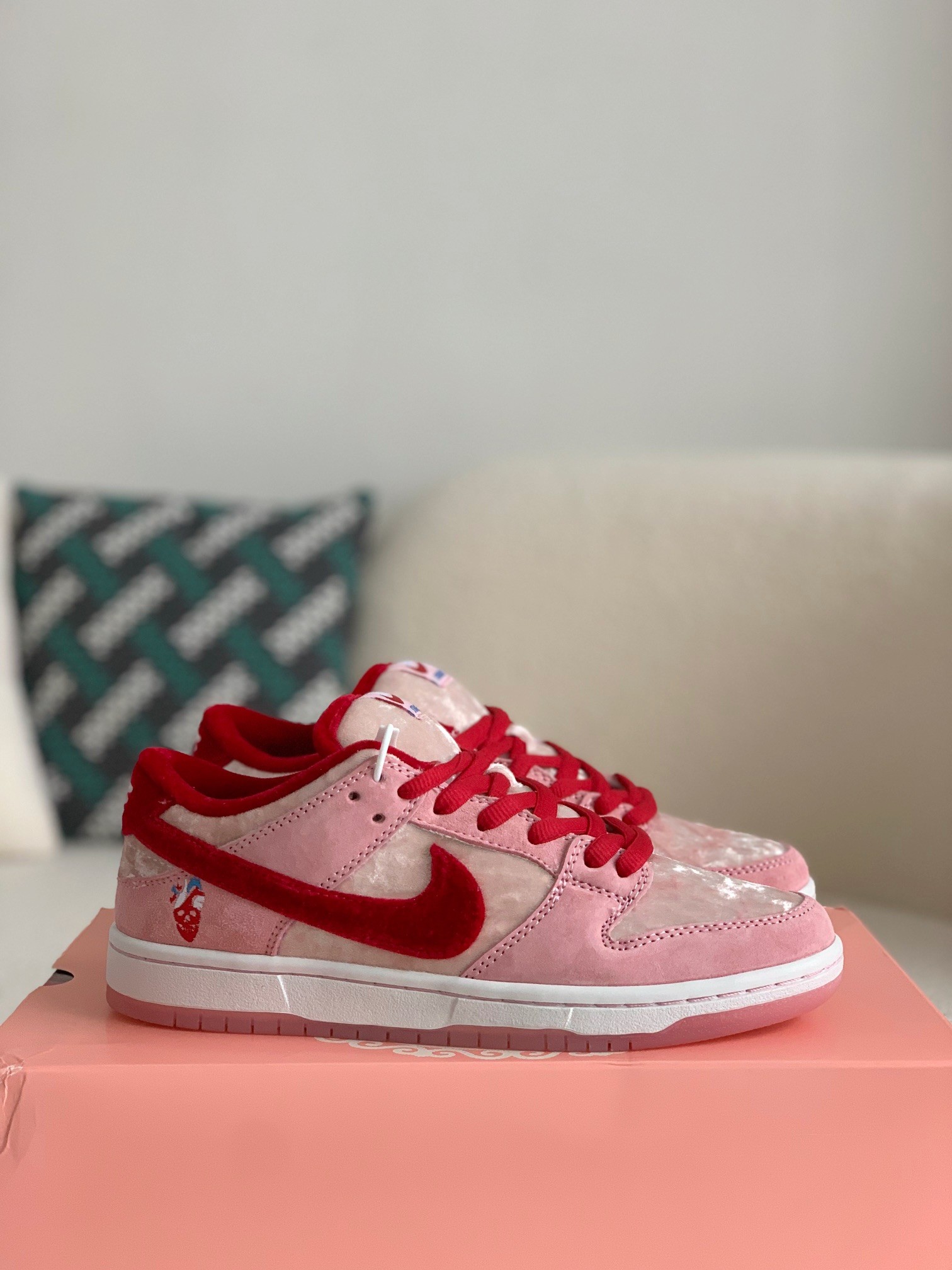 【#657】 NIKEx SB Dunk Low Sneakers
