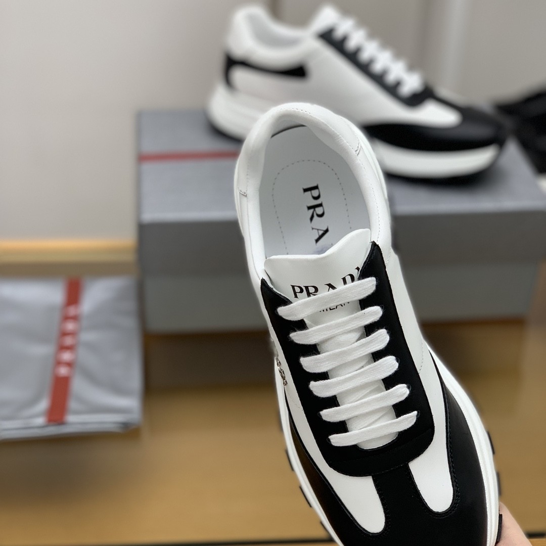 【#619】 Prada Sneakers