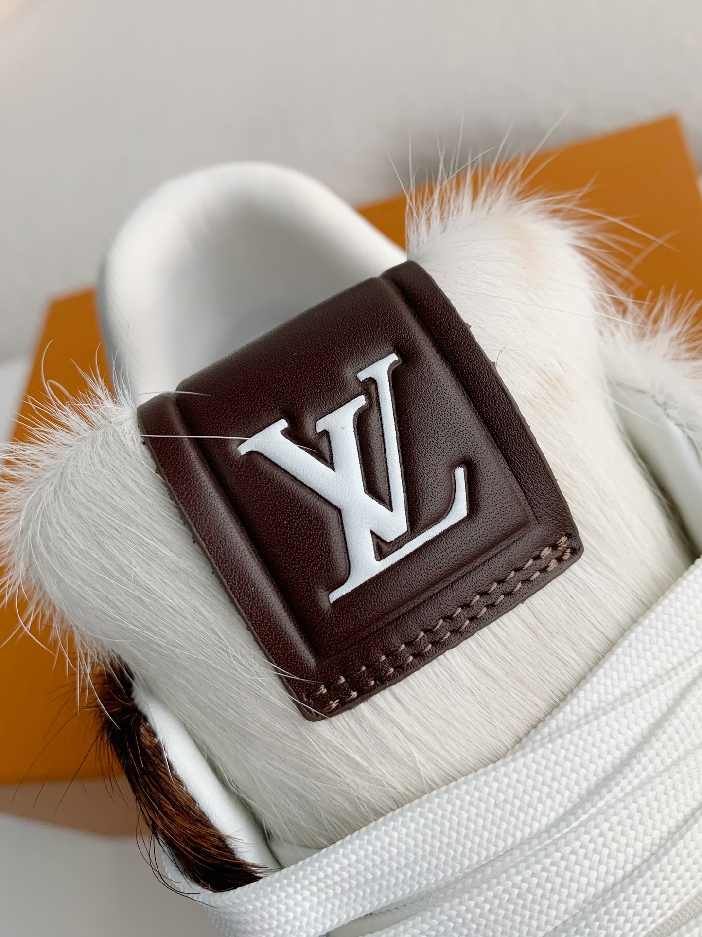 [#3530]LOUIS VUITTON TRAINER SNEAKERS