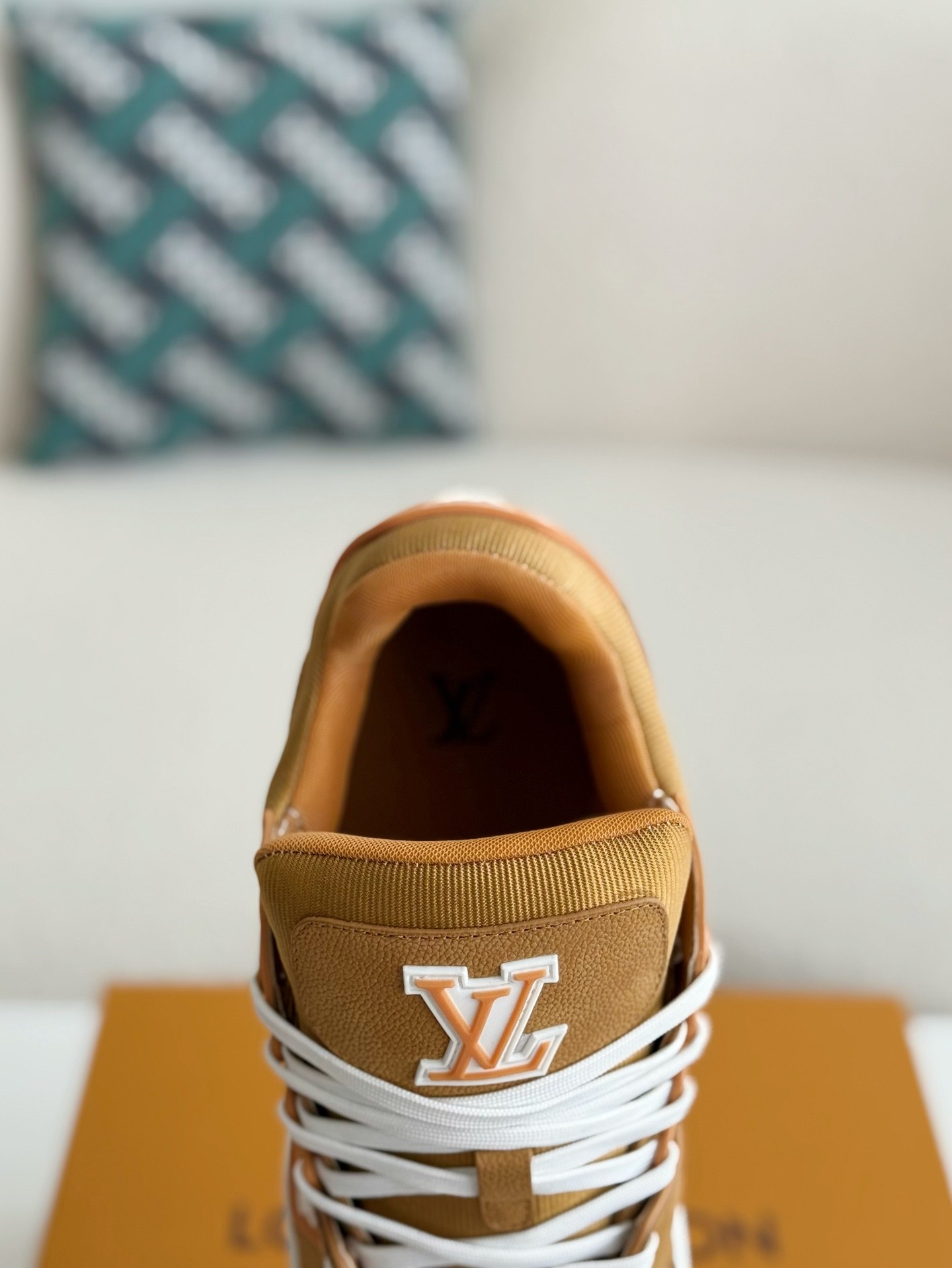 [#3756」 LOUIS VUITTON TRAINER SNEAKERS