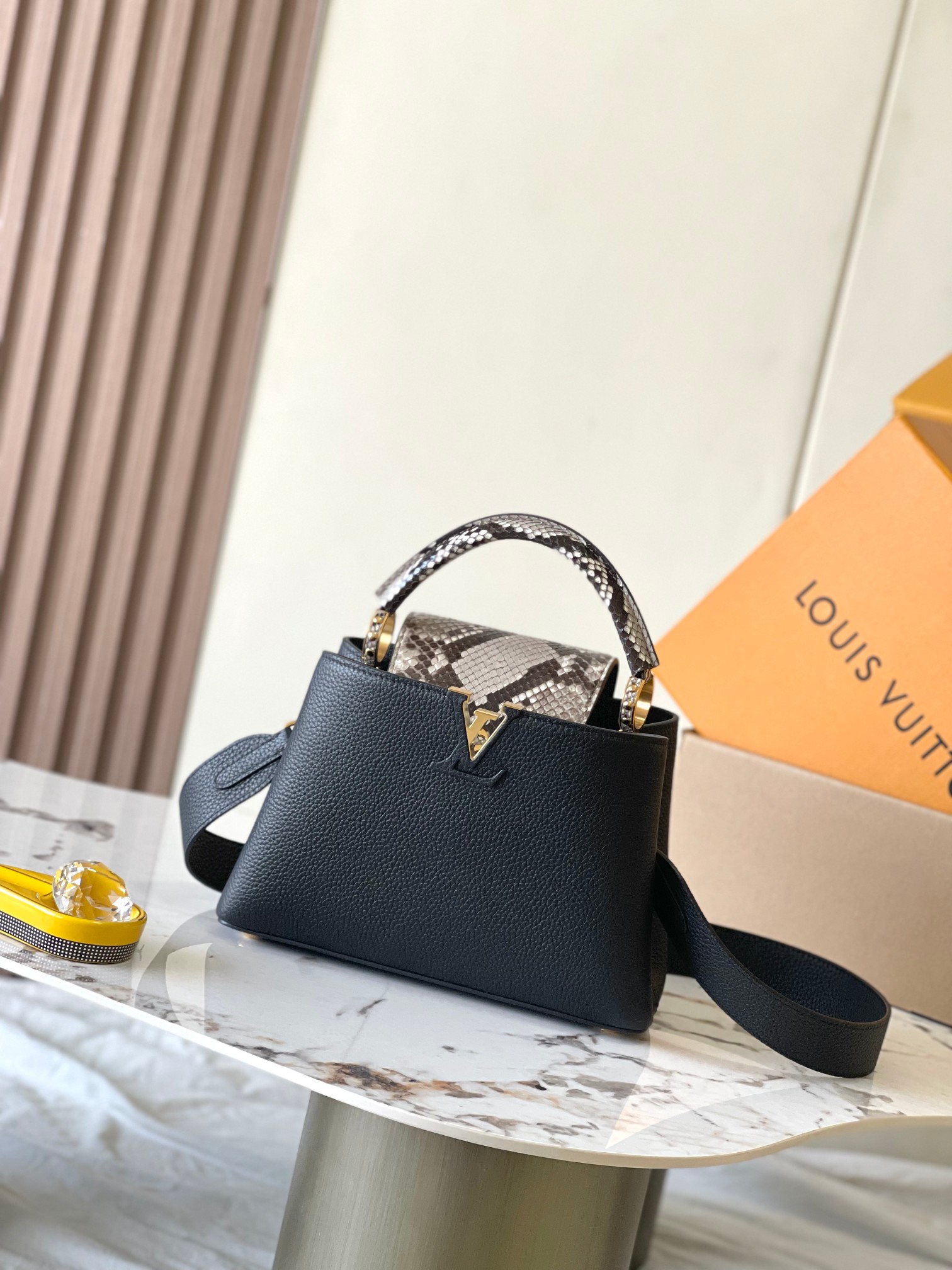 LOUIS VUITTON Capucines BB Black Out Handbag/Top Quality M25255