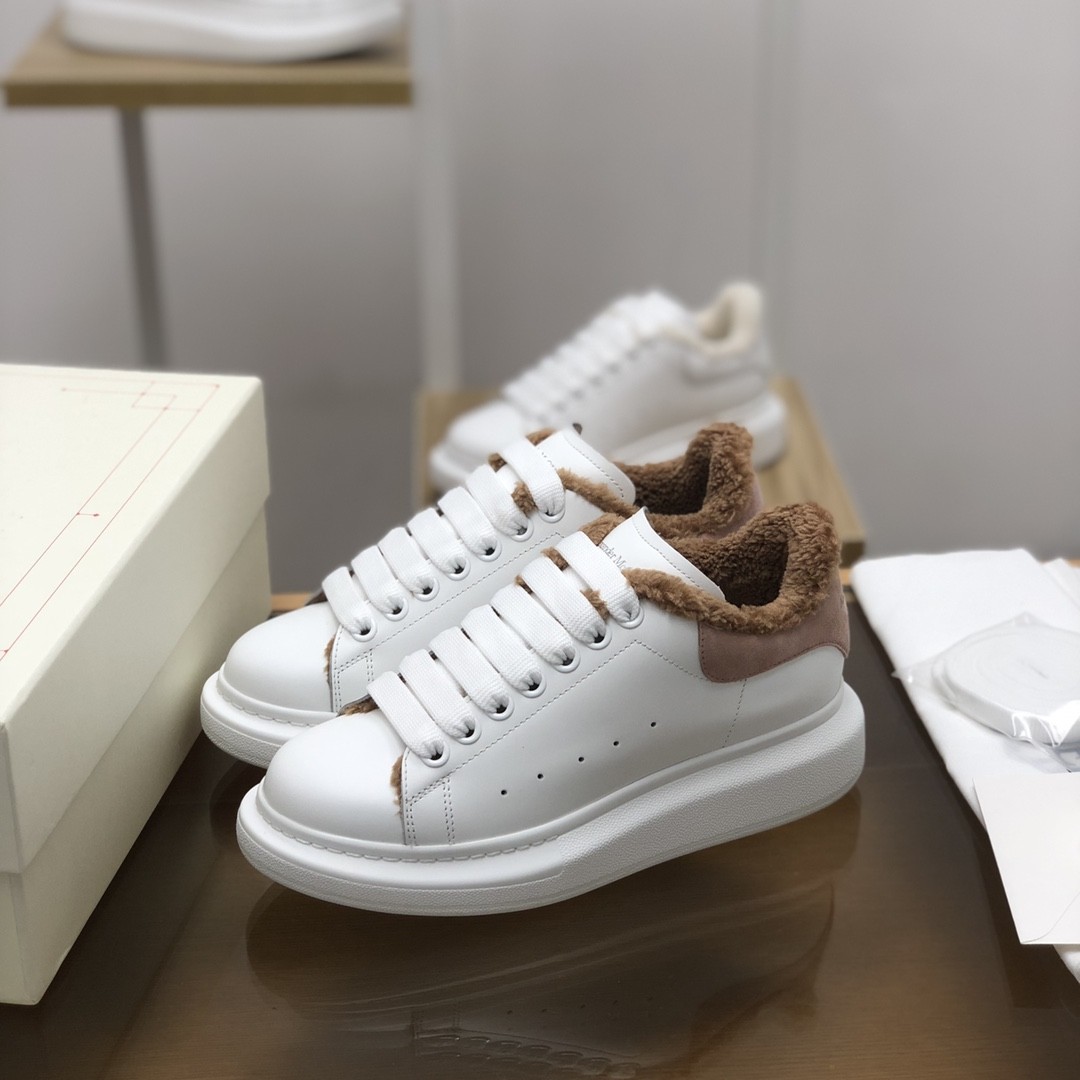 Alexander McQueen MO White velvet Lining Sneakers