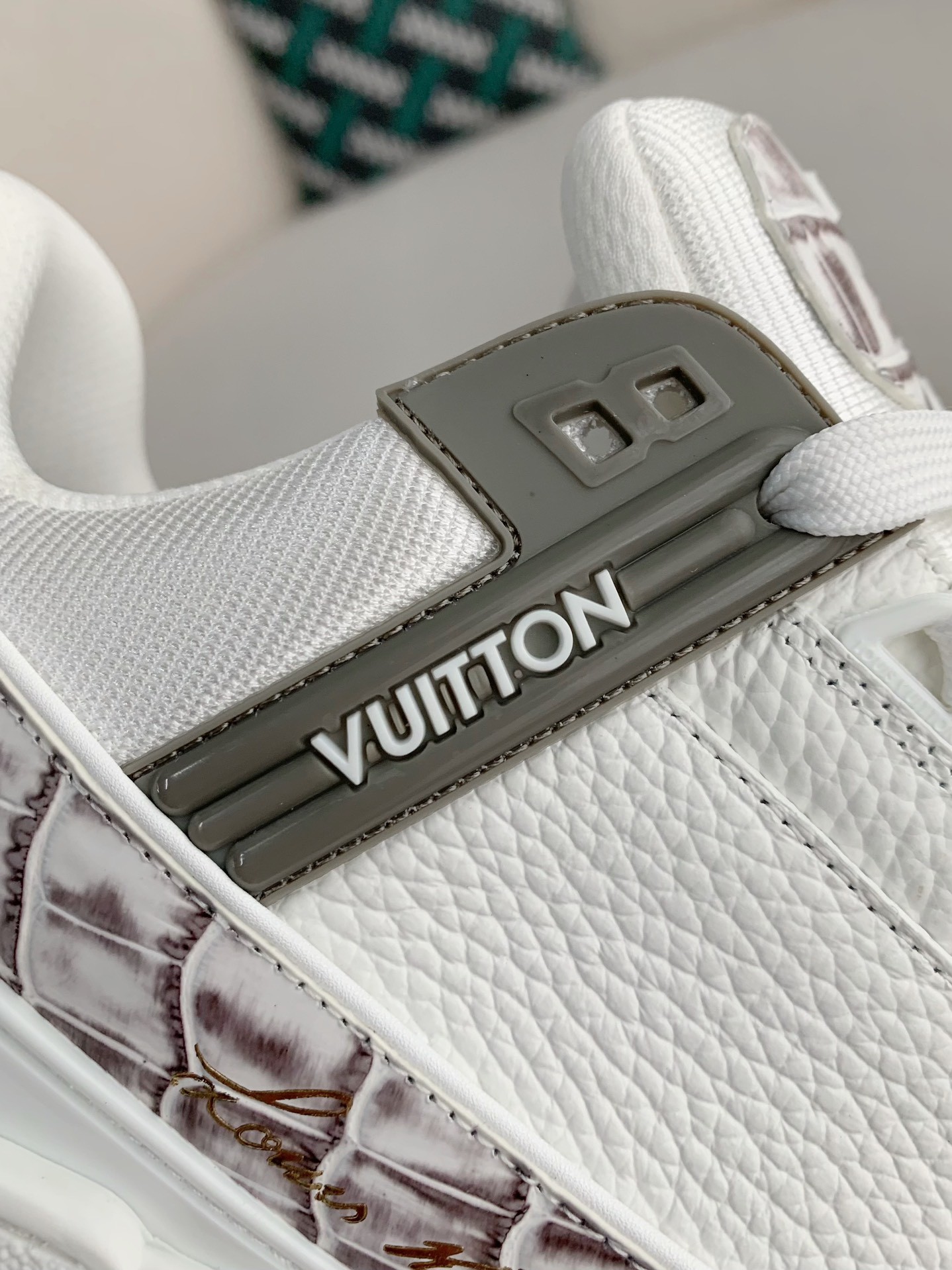 [#3368」 LOUIS VUITTON TRAINER SNEAKERS