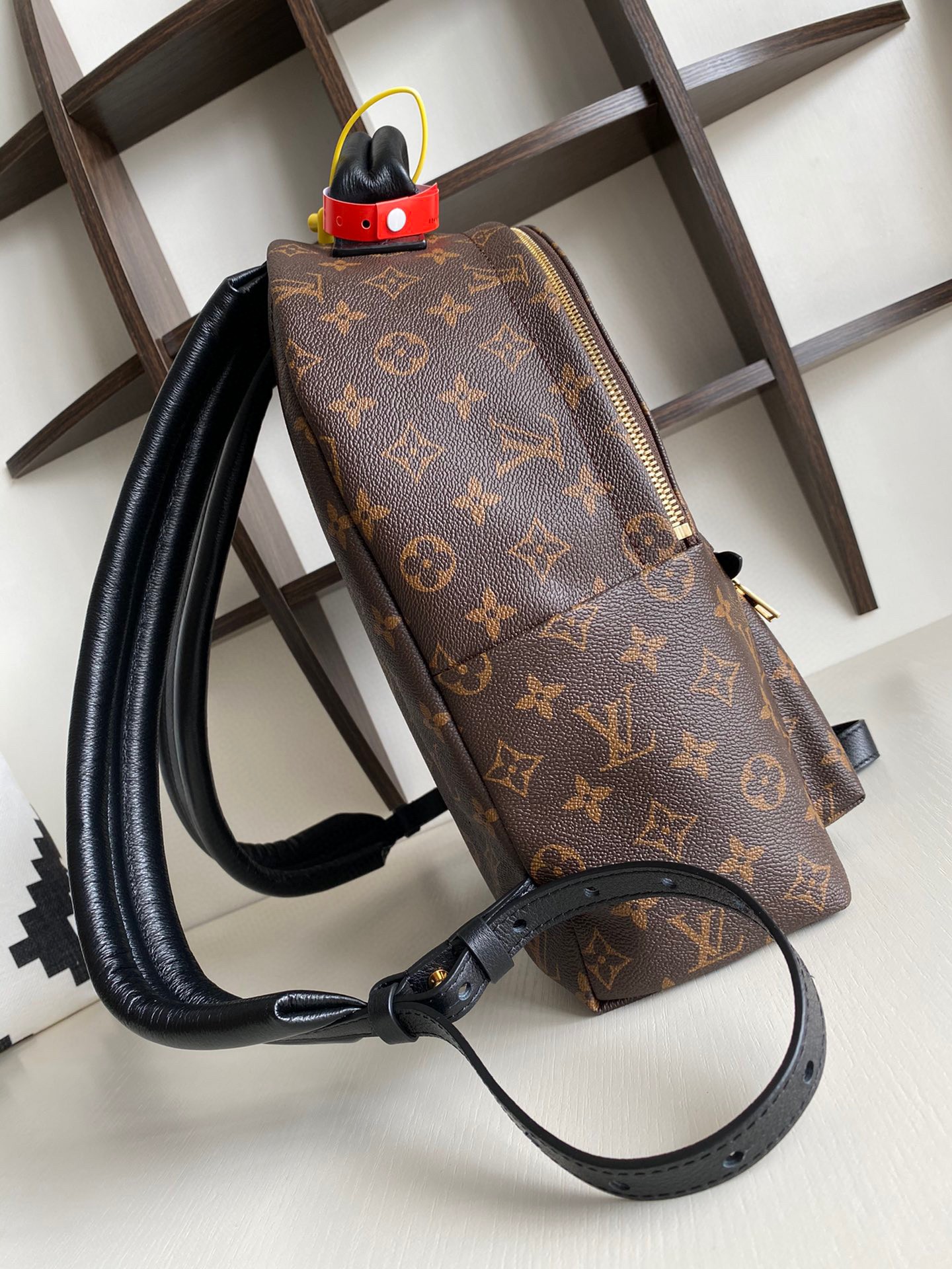 LOUIS VUITTON Palm Springs MM M44874