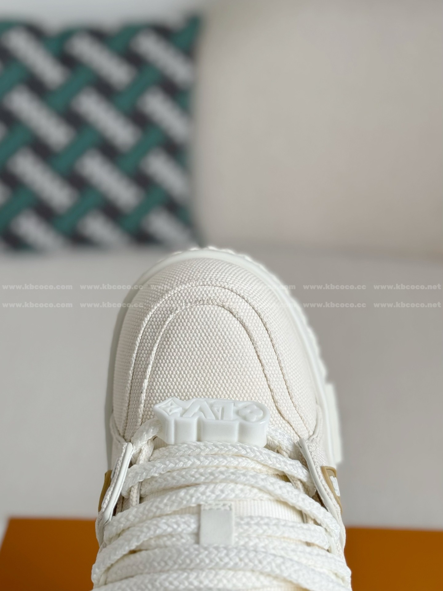 【#5894】 LOUIS VUITTON TRAINER MAXISNEAKERS