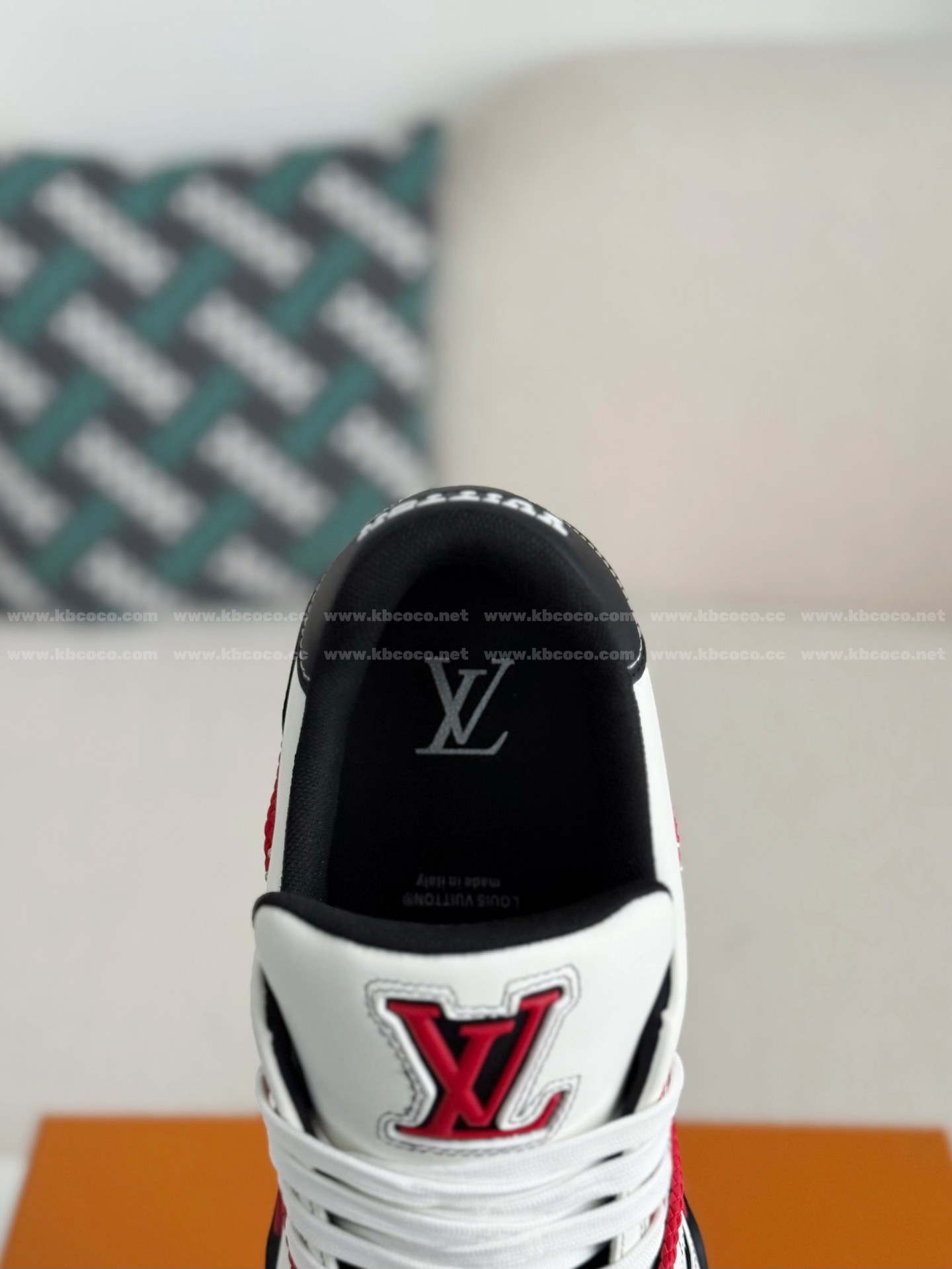 【#5679】 LOUIS VUITTON TRAINER SNEAKERS