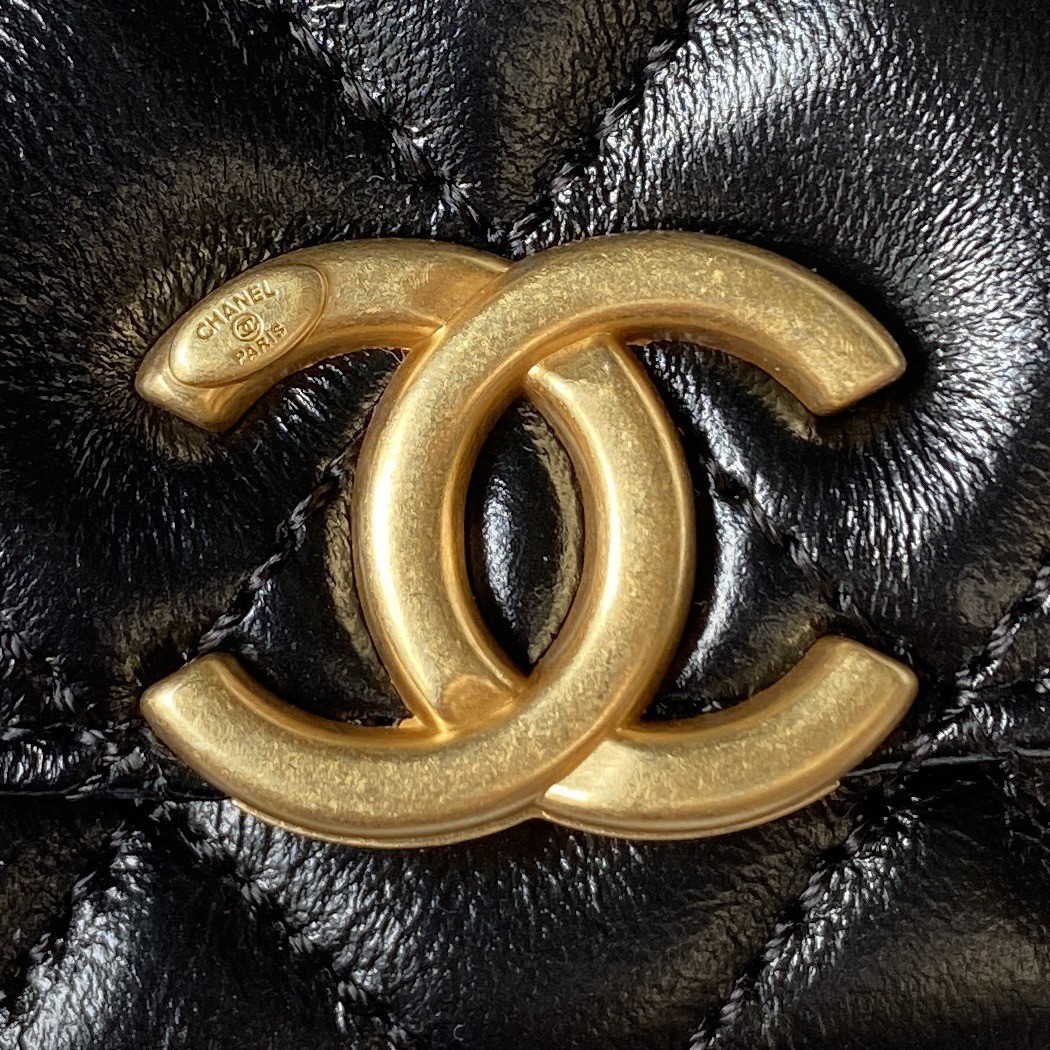 Chanel 23A Advanced Handicraft ShopSeries Black Gold Leather Chain Piercing Bag AP3373, Top Quality