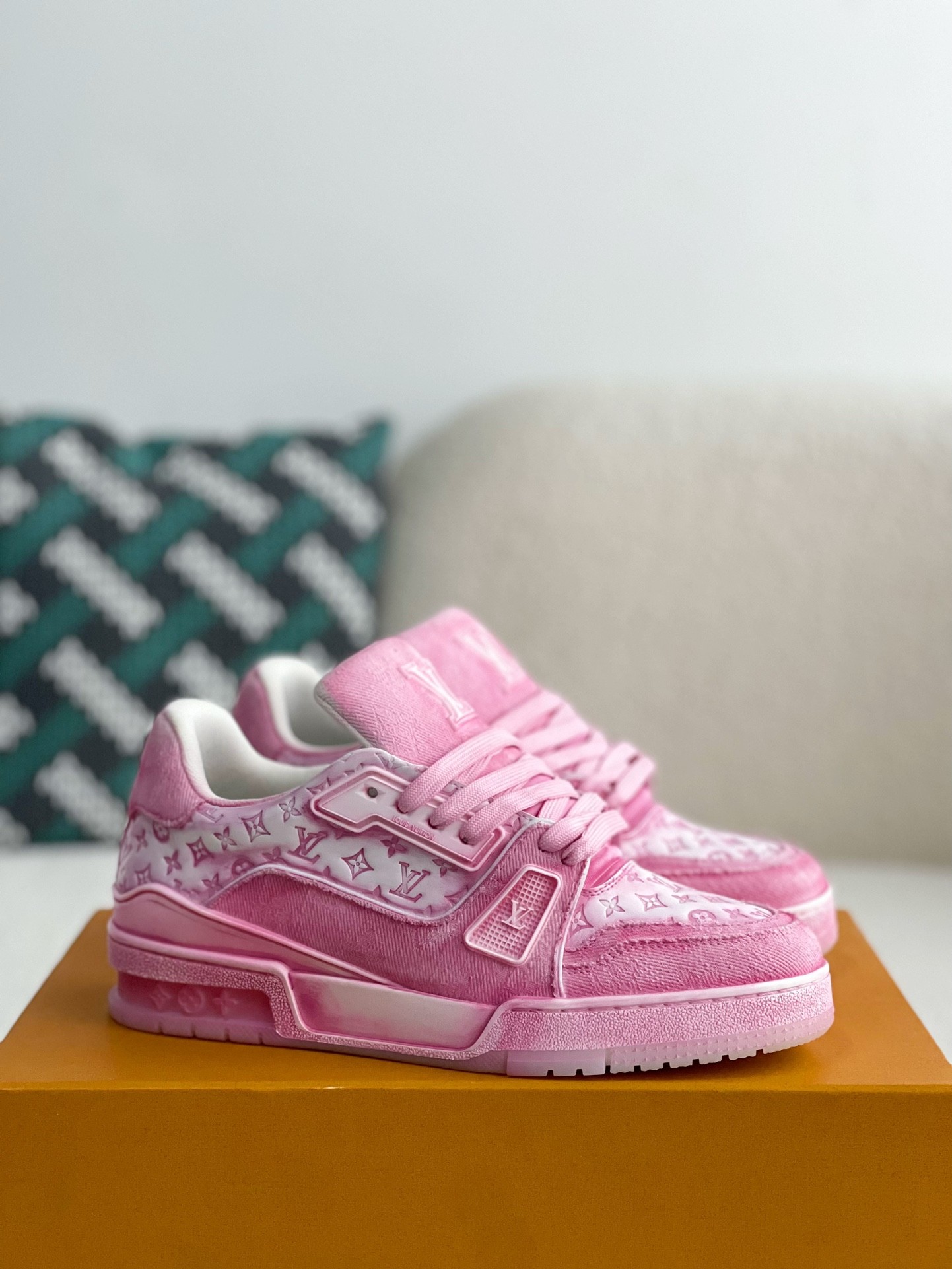 [#3317」 LOUIS VUITTON TRAINER SNEAKERS