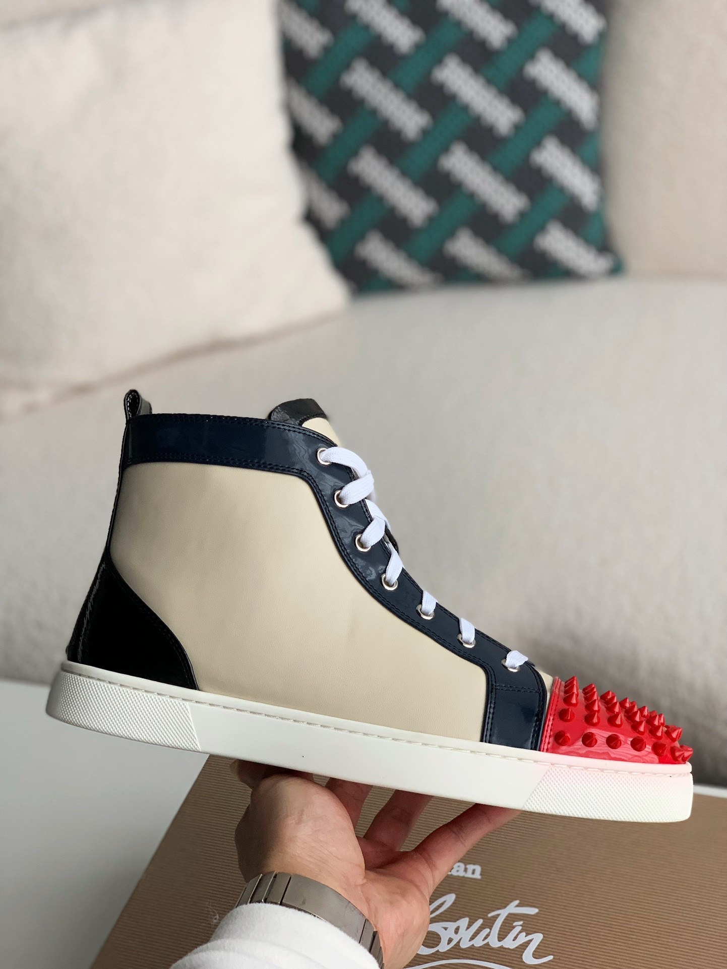 【#2267】 Christian Louboutin Sneakers High