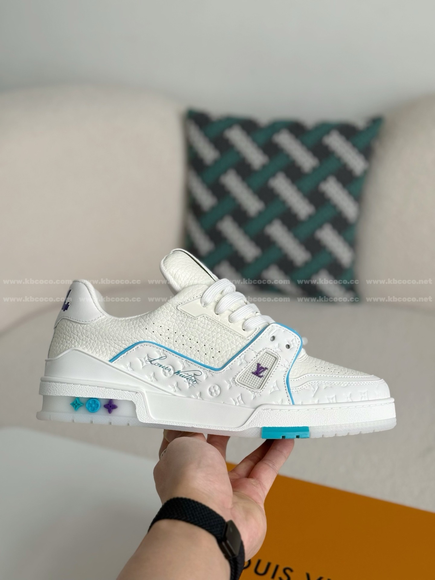 【#5804】 LOUIS VUITTON TRAINER SNEAKERS