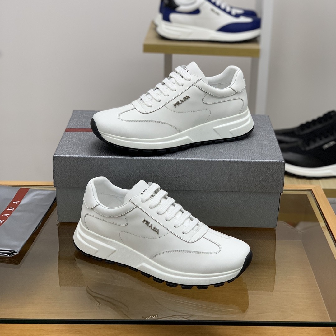 【#621】 Prada Sneakers