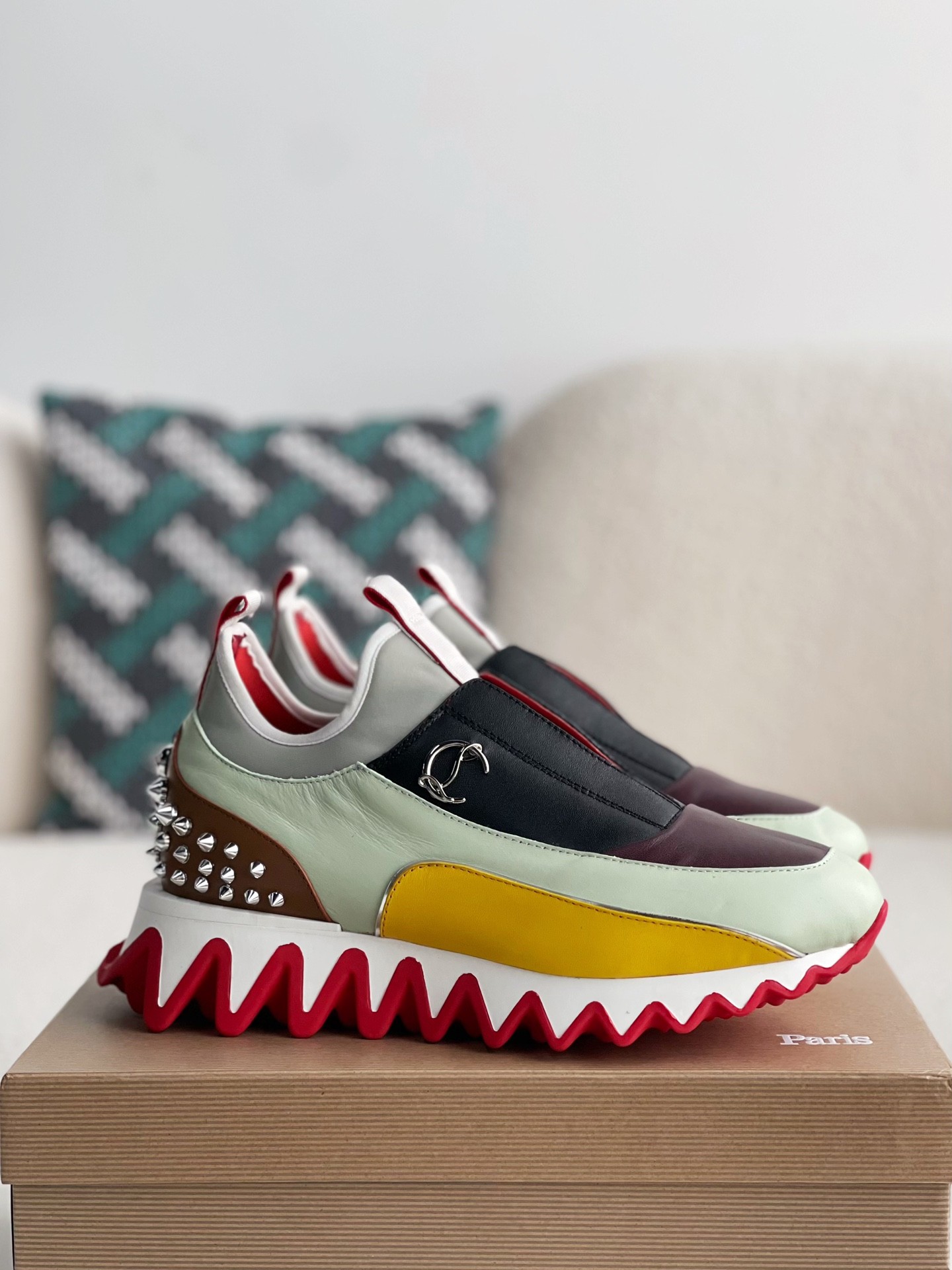 【#3012】Christian Louboutin Sneakers