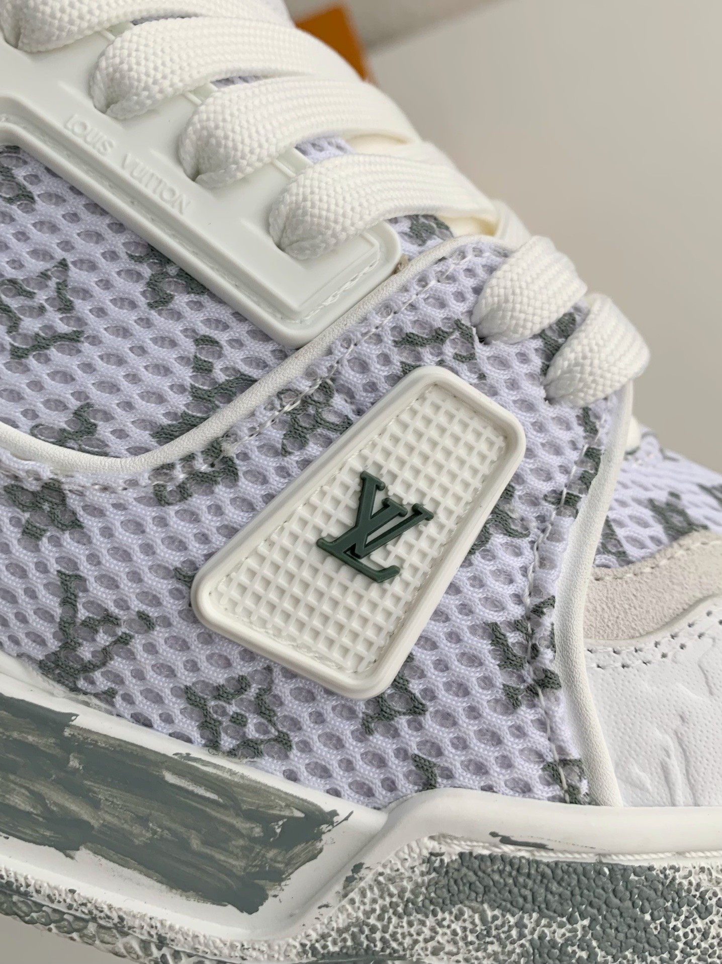 [#3369」 LOUIS VUITTON TRAINER SNEAKERS