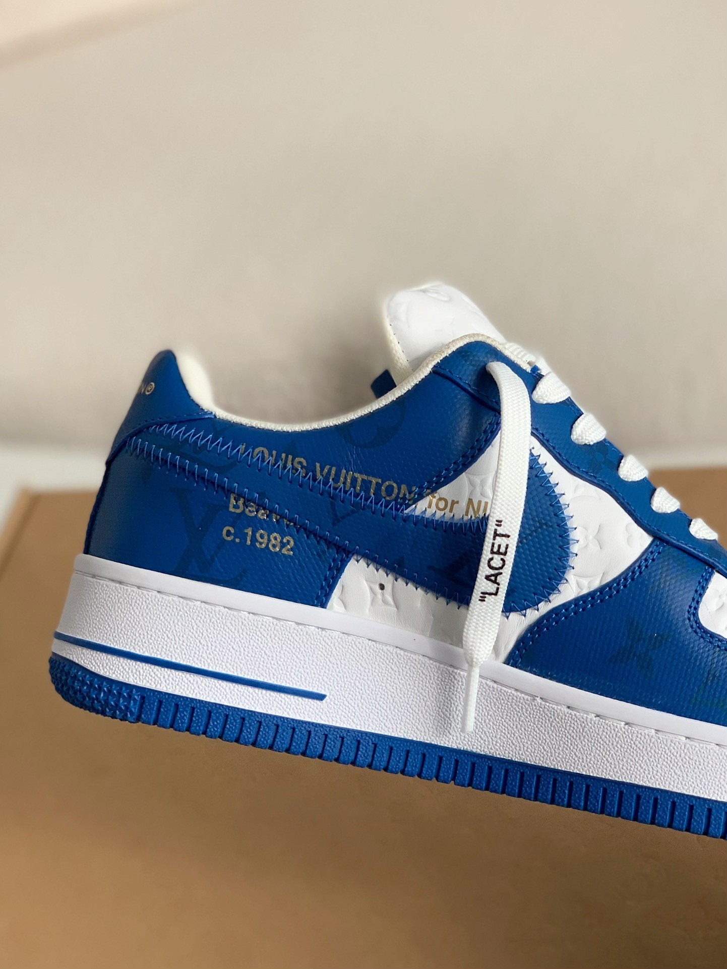 LOUIS VUITTON x NIKE AIR FORCE 1 SNEAKER