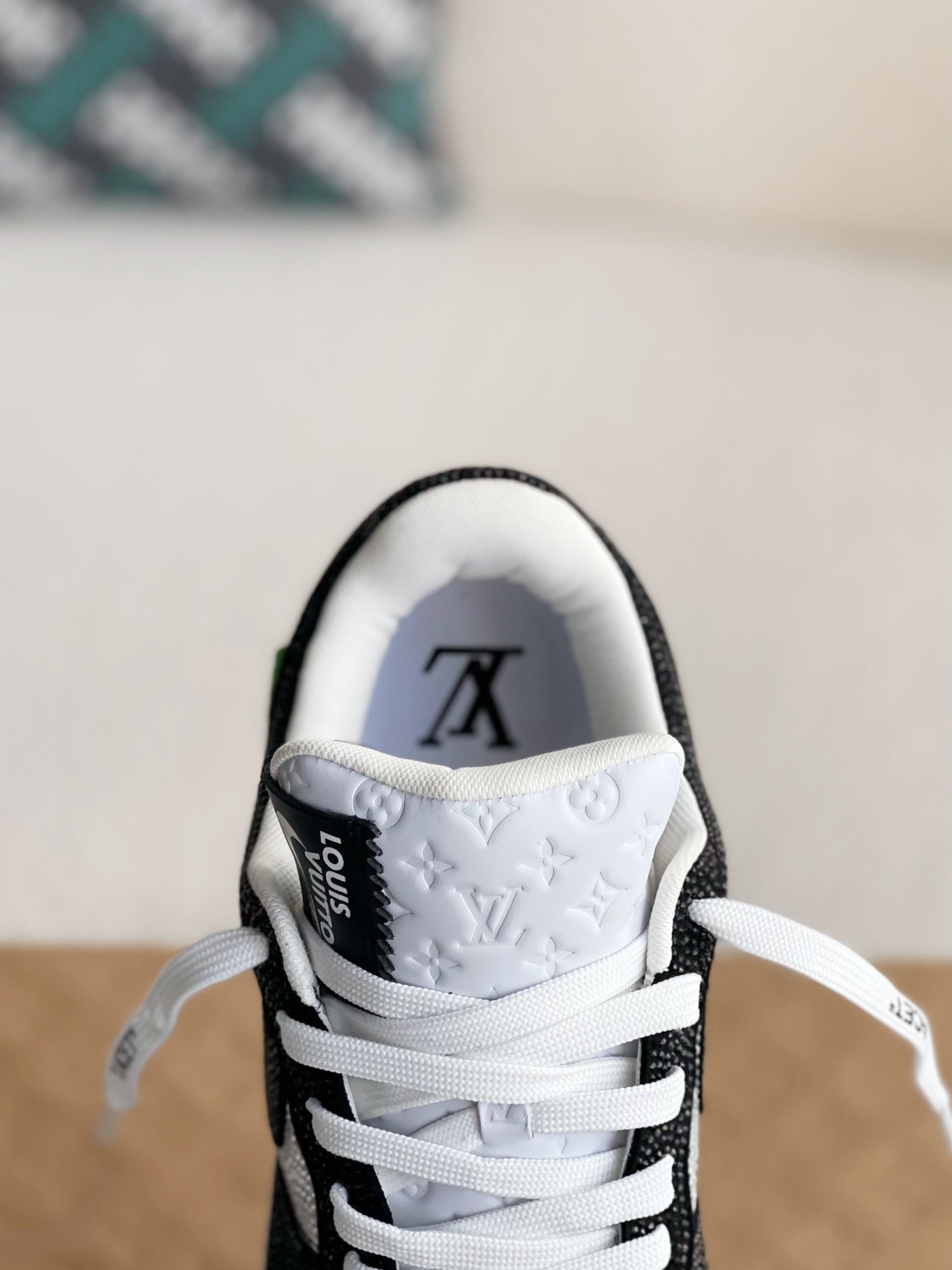 LOUIS VUITTON x NIKE AIR FORCE 1 SNEAKER