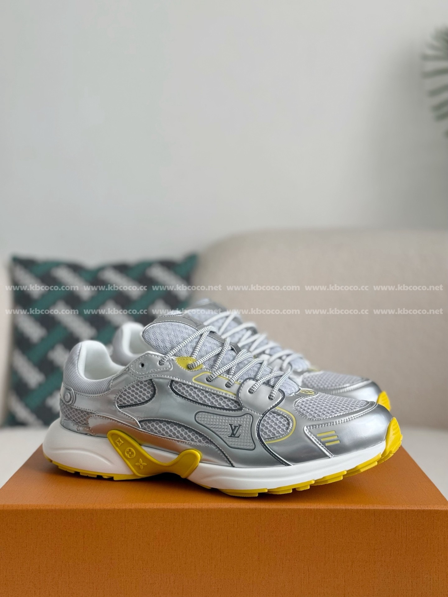 【#5216】 LOUIS VUITTON OLYMPIA CASUAL SHOES