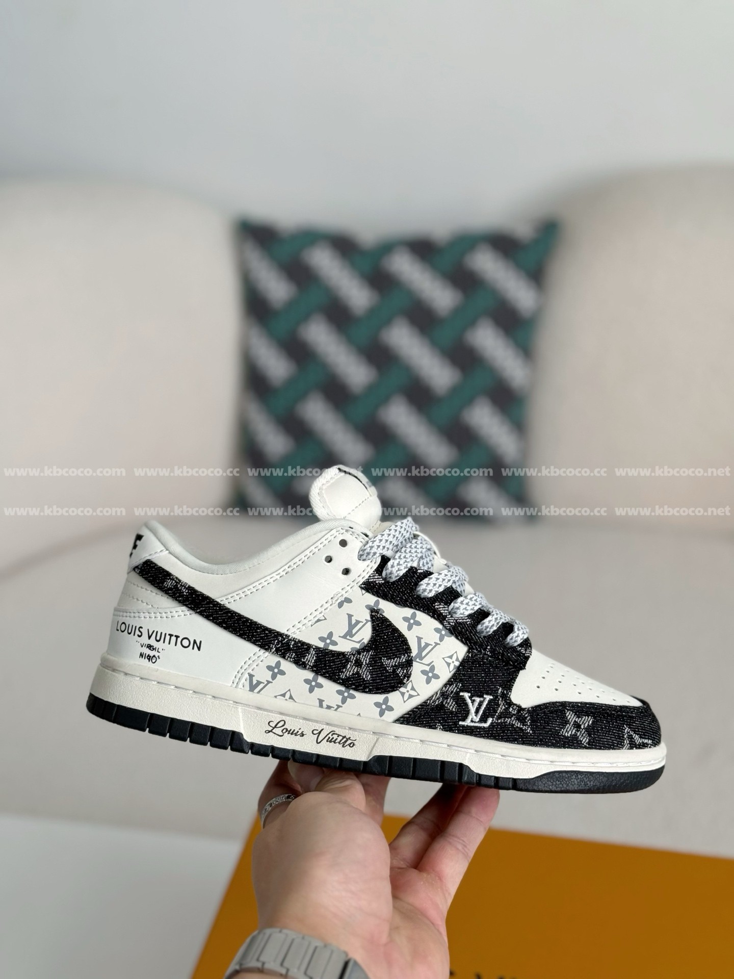 【#5201】 LOUIS VUITTON x Nike DunkCasual Sneakers