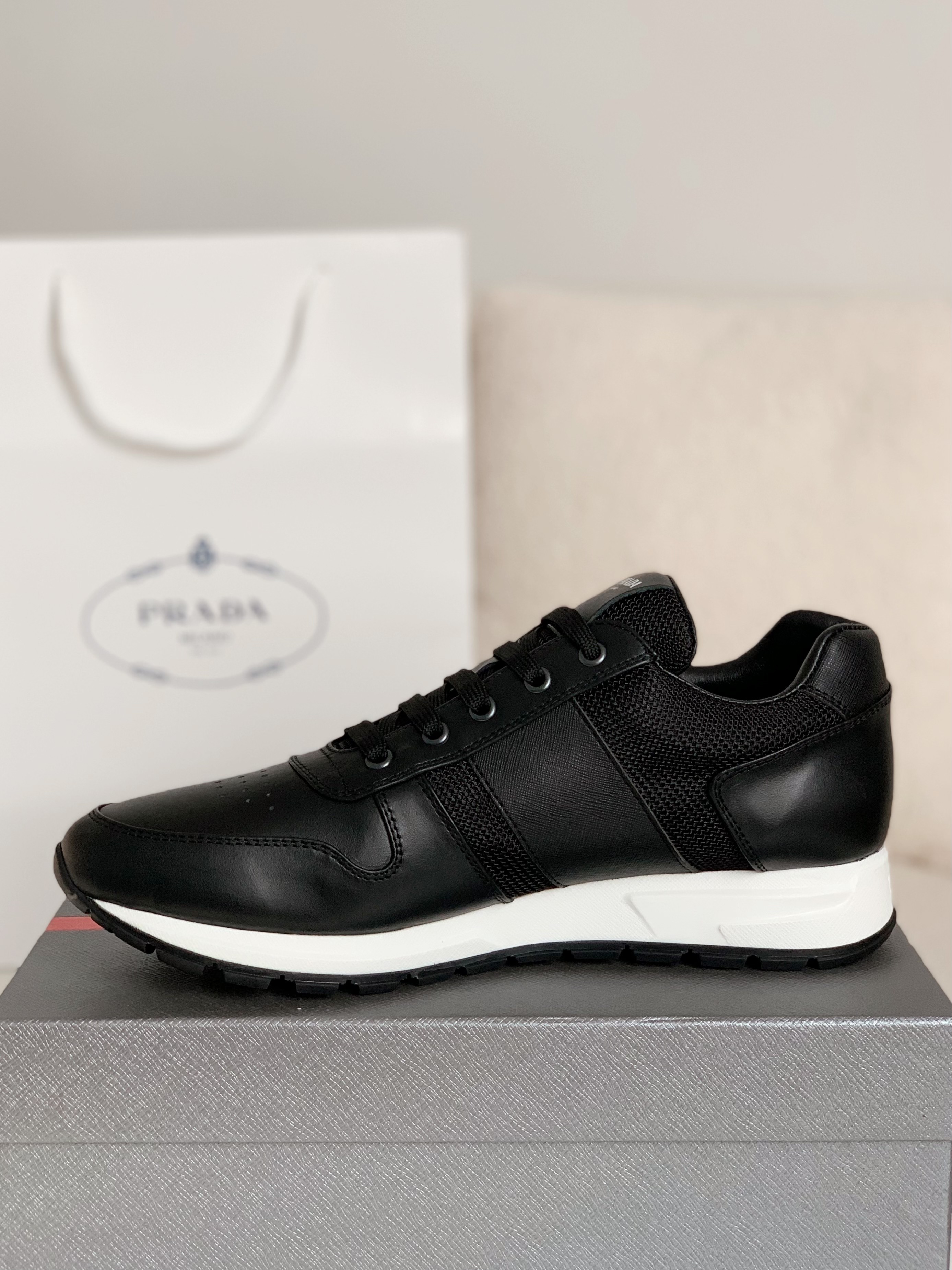 【#959】 Prada Sneakers