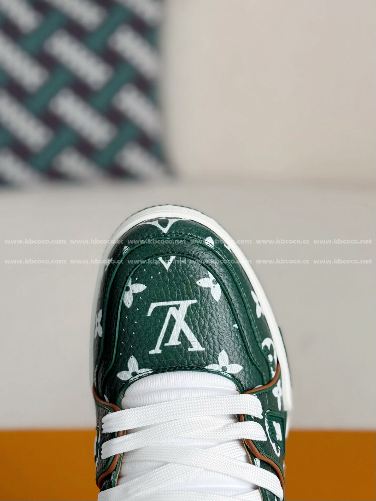 【#4538】 LOUIS VUITTON TRAINER SNEAKERS