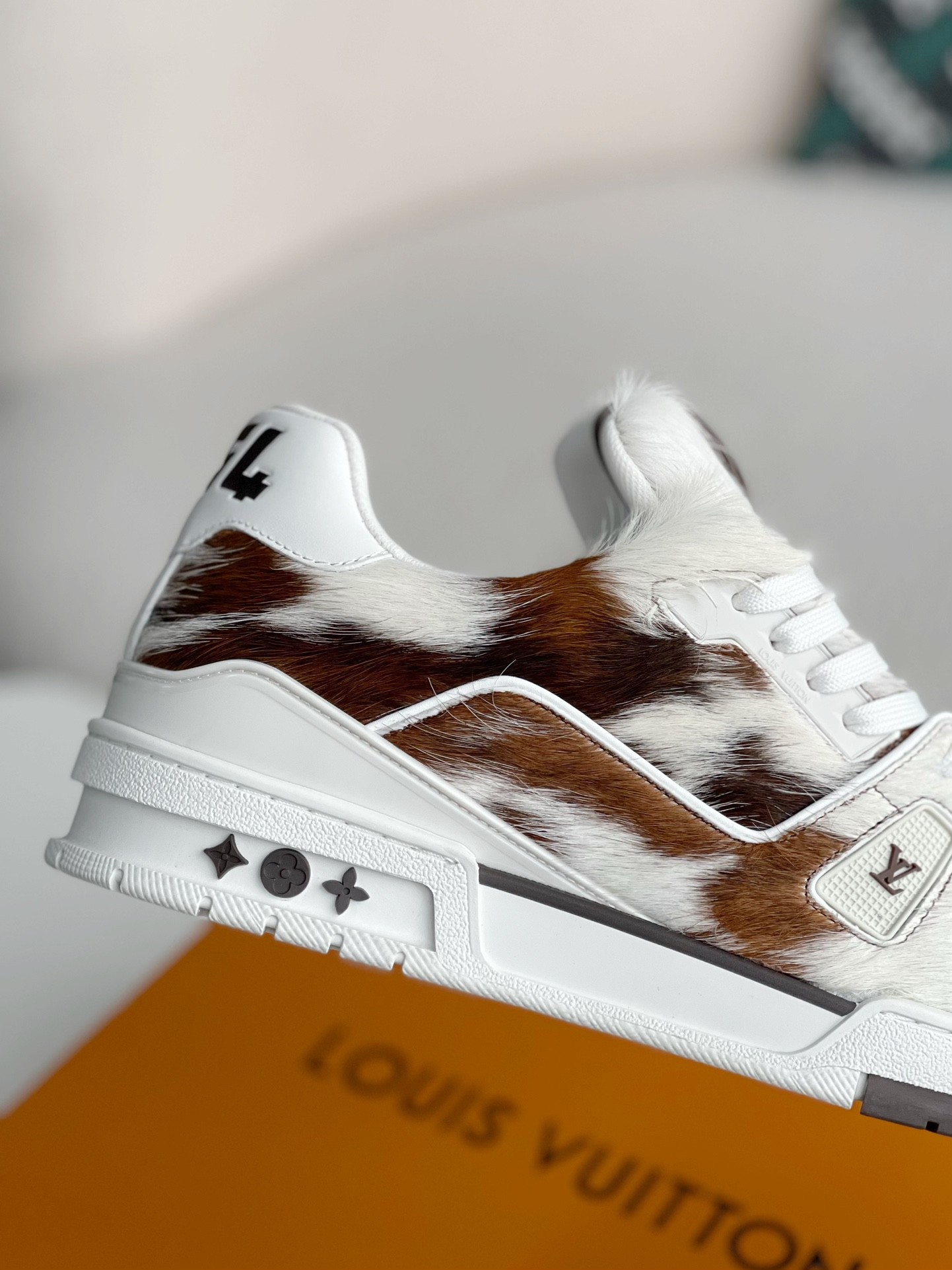 [#3530]LOUIS VUITTON TRAINER SNEAKERS