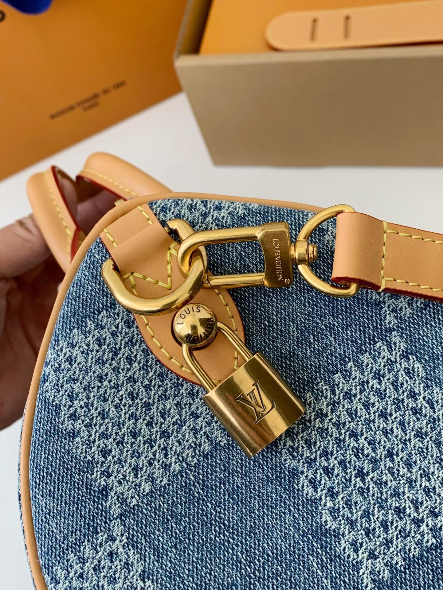 【#3351】 Louis Vuitton The new SPEEDY 25bandouli ère tannin denim handba9 N40700 Size: 25*15*15cm