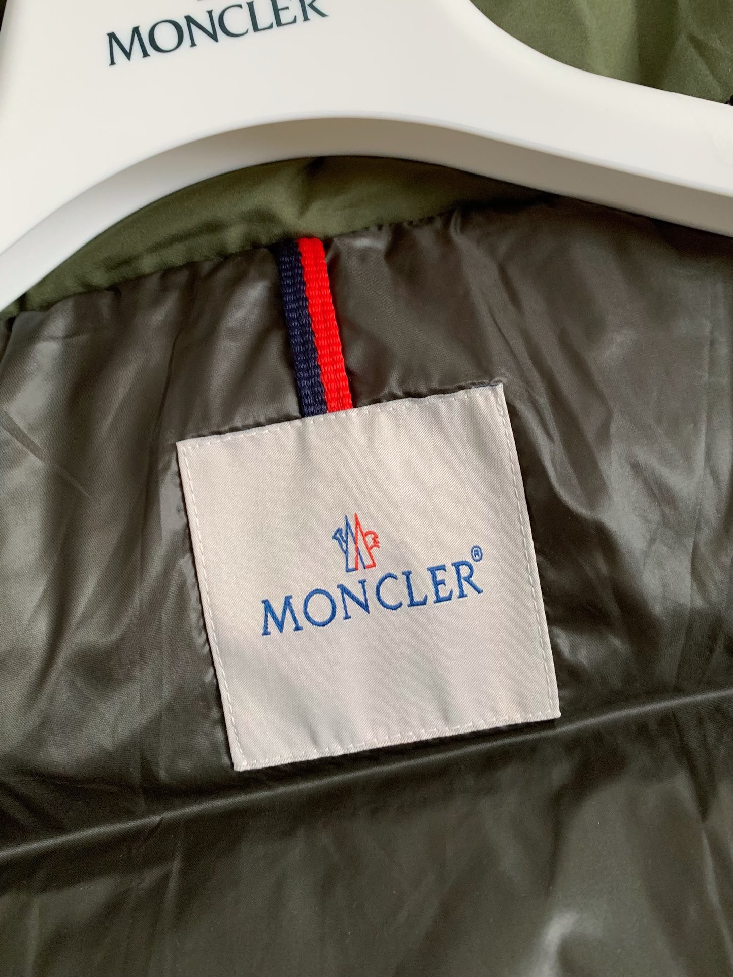【#3912】Moncler Vezere Short Down Jacket