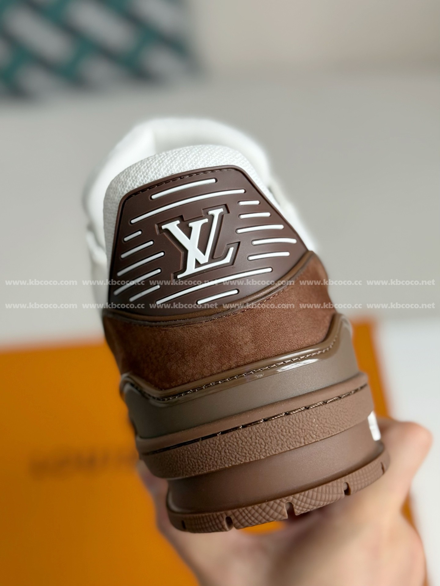 【#5453】 LOUIS VUITTON TRAINER SNEAKERS