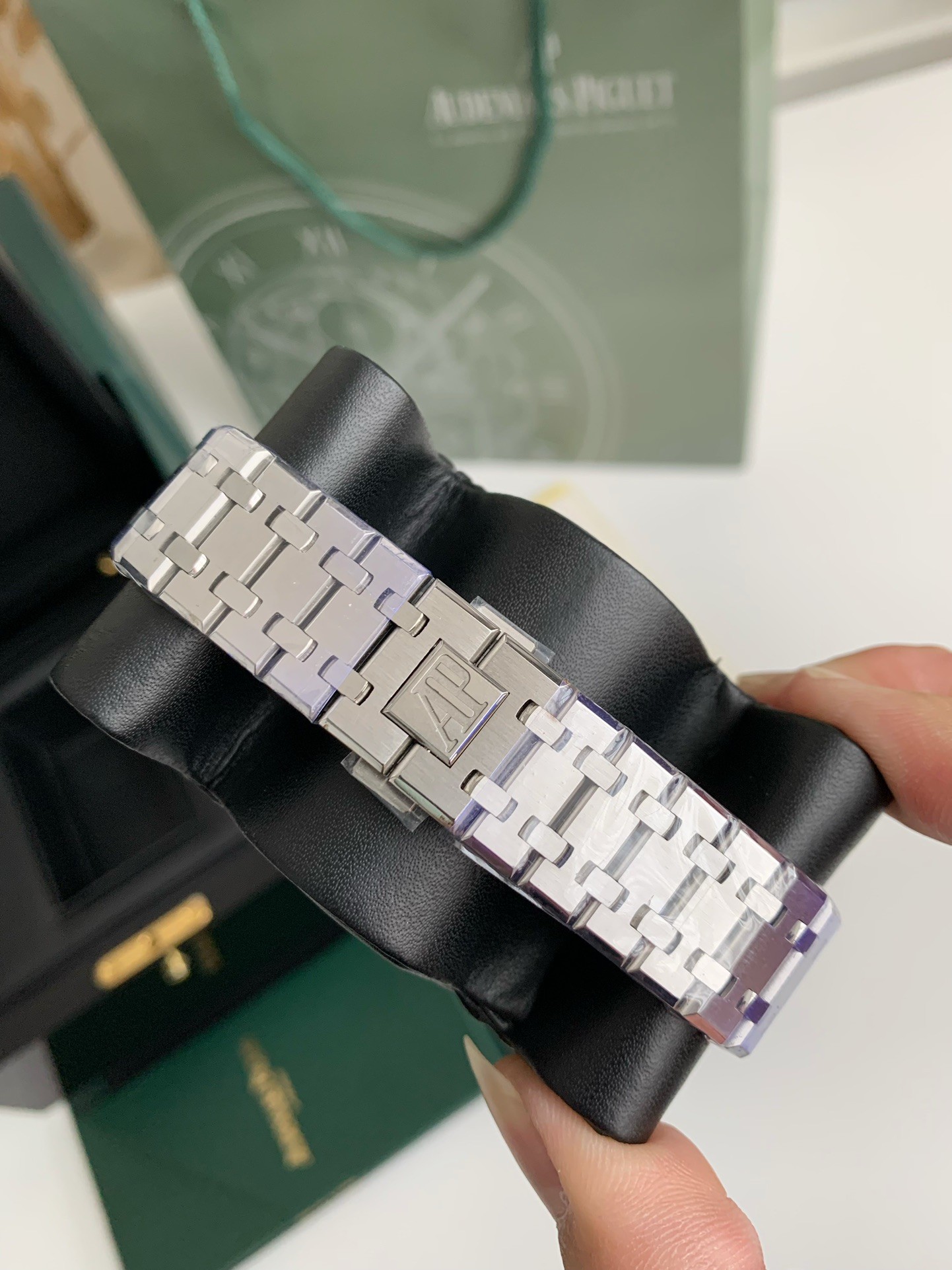 Audemars Piguet Royal Oak 15500 Series Men's Watch 41mm