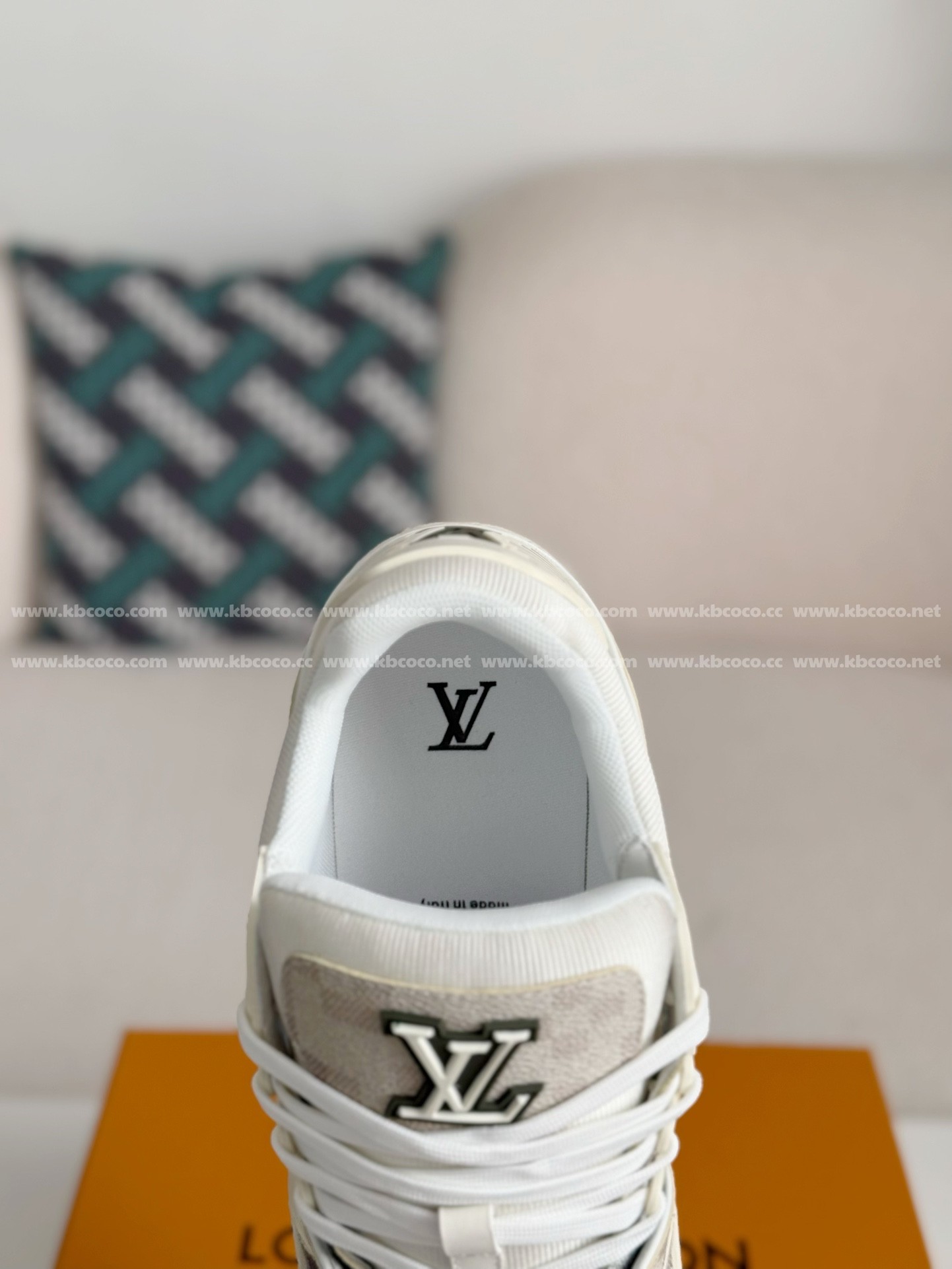 【#4427】 LOUIS VUITTON TRAINER SNEAKERS