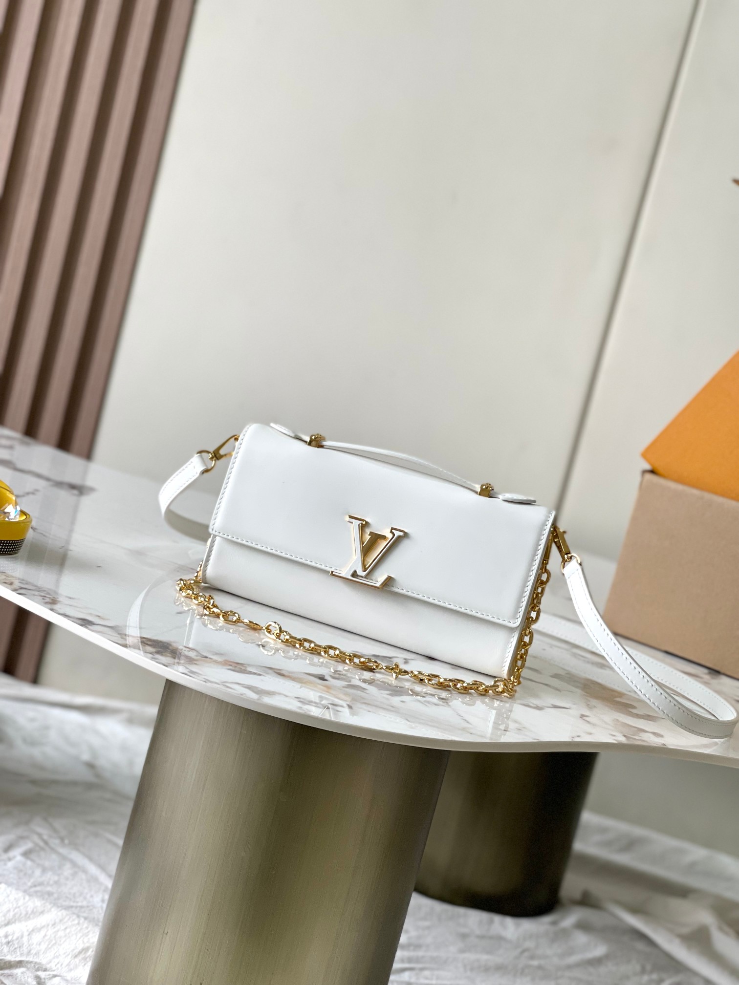 LOUIS VUITTON Capucines Shoulder bag/top quality M12405