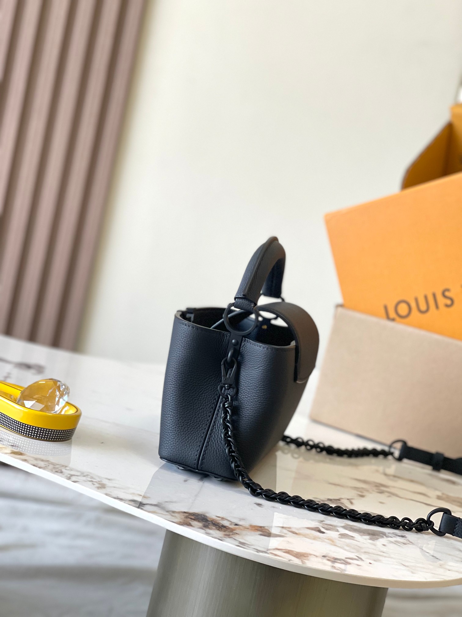 LOUIS VUITTON Capucines EAST WEST Handbag/Top Quality M23955