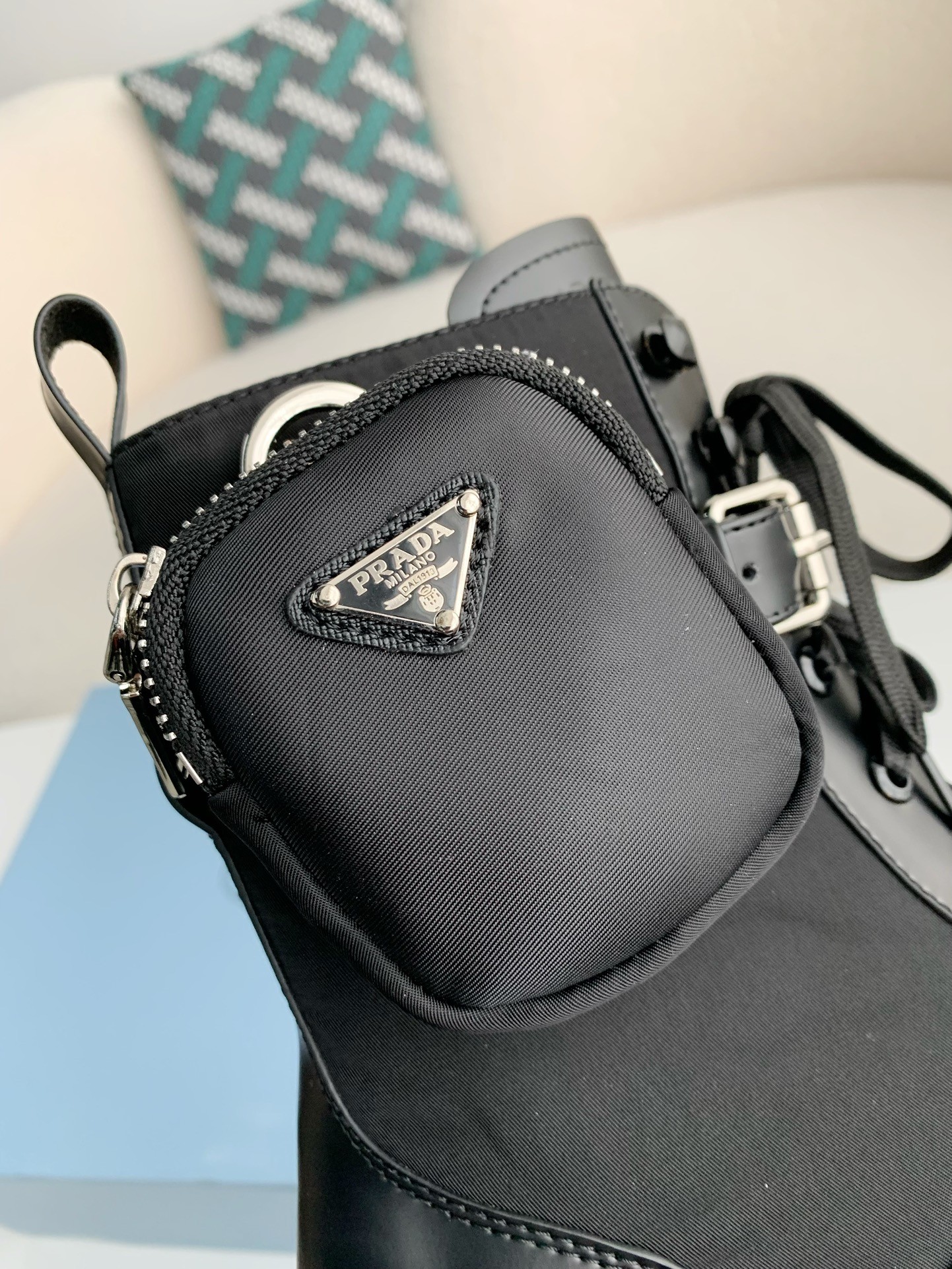 【#2420】 Prada Cloudbus Thunder technology fabric sneakers