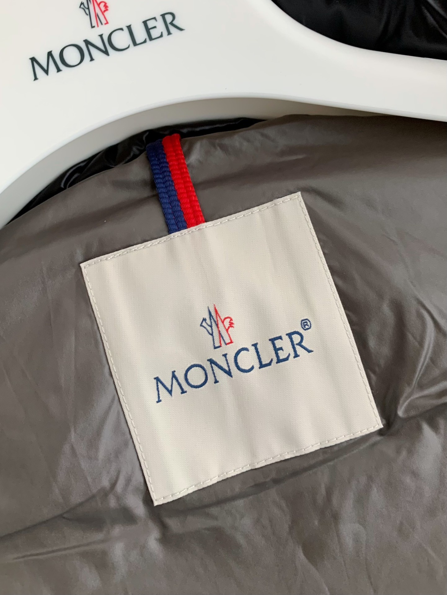 【#3663】Moncler down stand collar vest