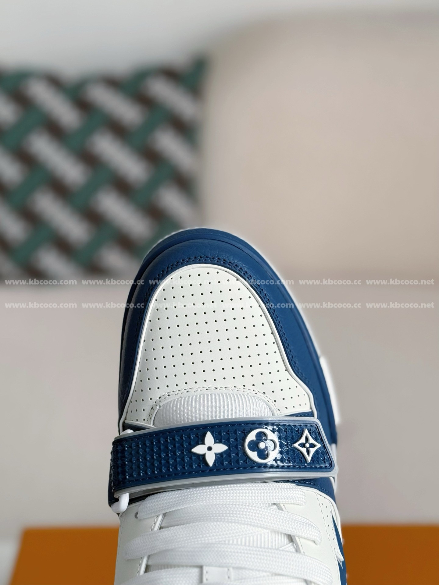 【#4674】 LOUIS VUITTON TRAINER SNEAKERS