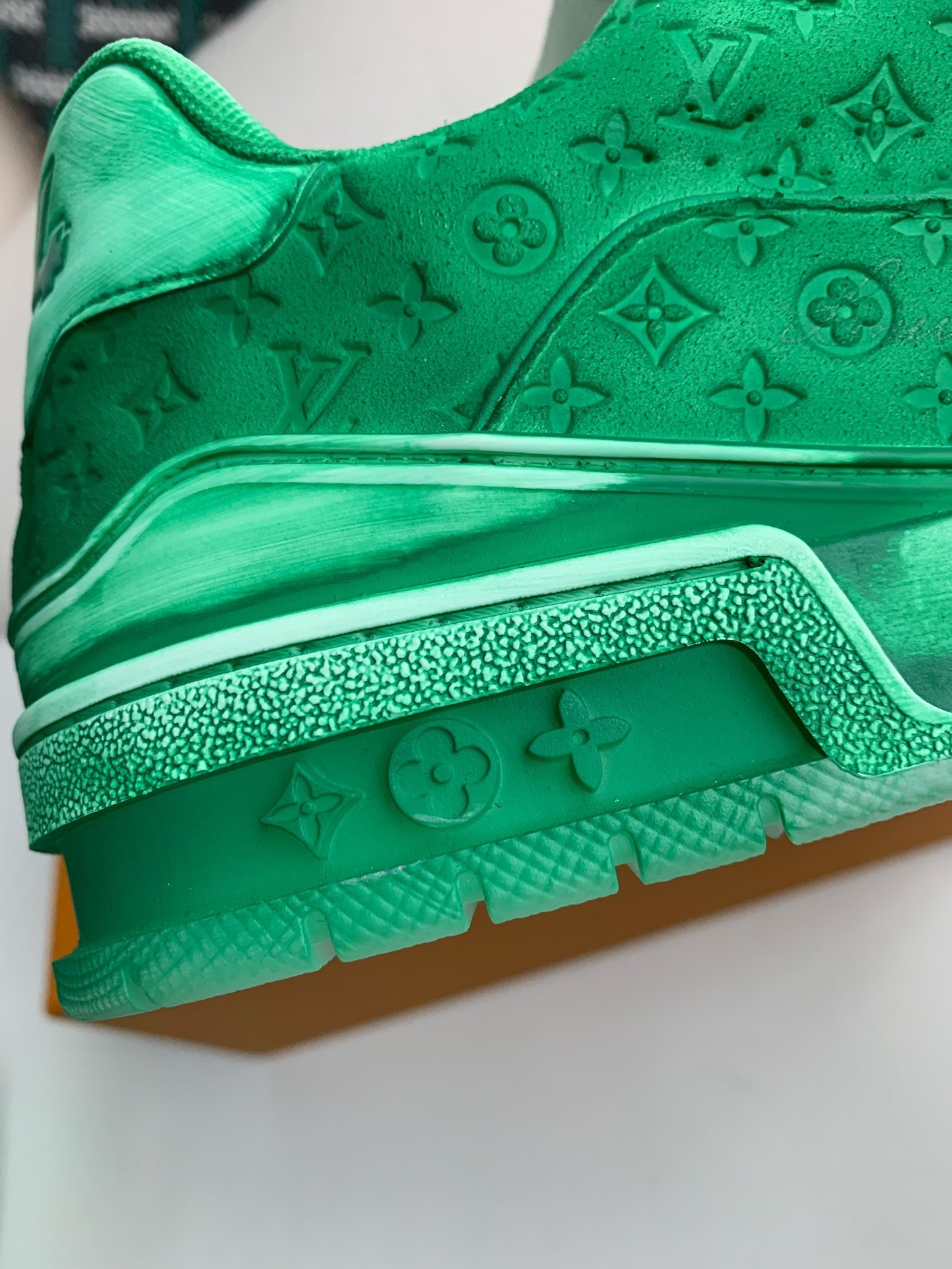 [#3564]LOUIS VUITTON TRAINER SNEAKERS