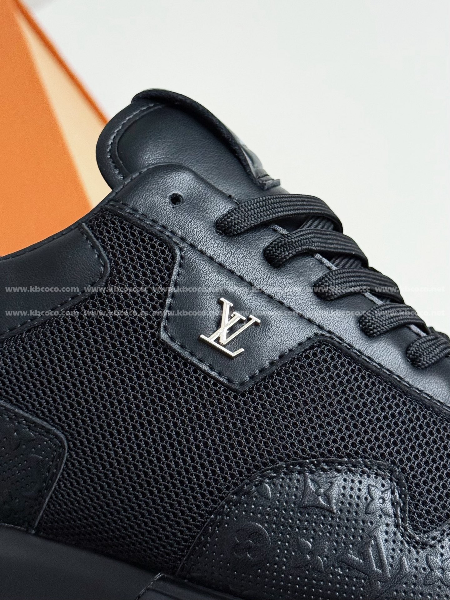 【#5391】 LOUIS VUITTON RUN AWAYCASUAL SHOES