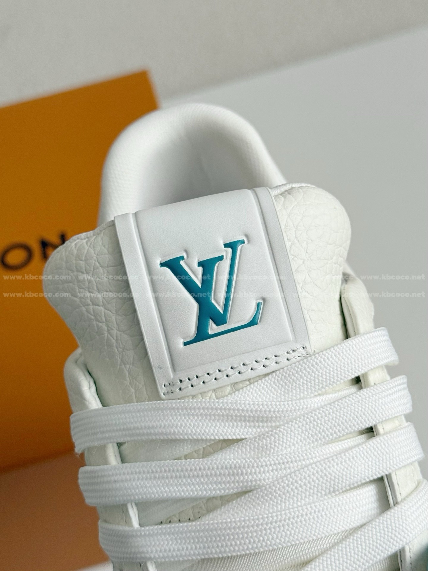 【#5804】 LOUIS VUITTON TRAINER SNEAKERS