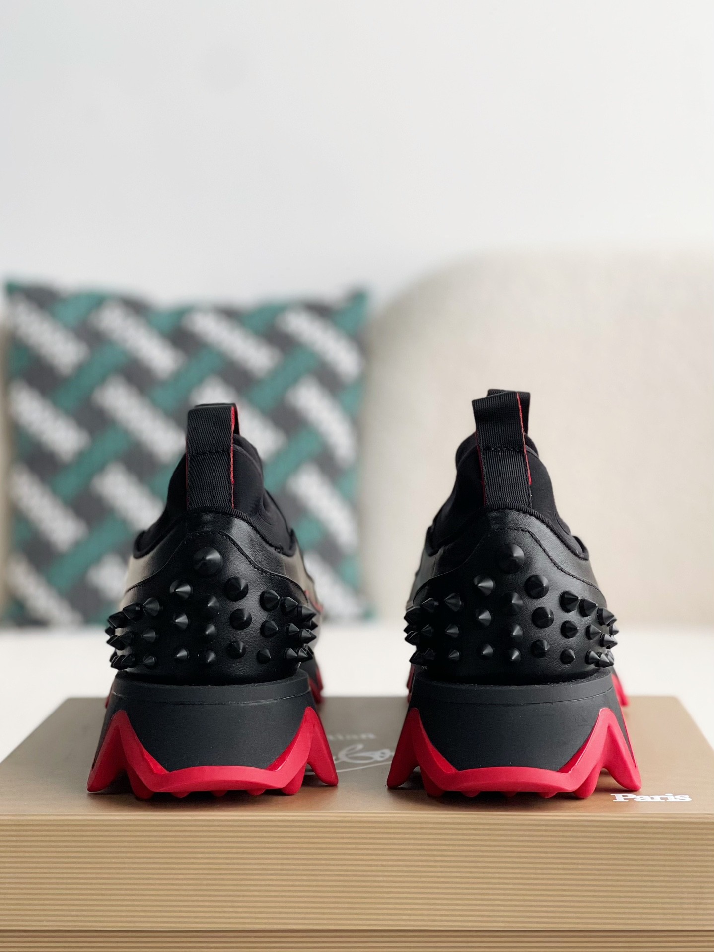 【#3011】Christian Louboutin Sneakers