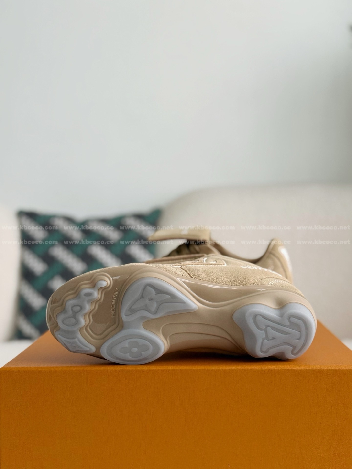 【#5870】 LOUIS VUITTON FOOTPRINTSOCCER CASUAL SHOES