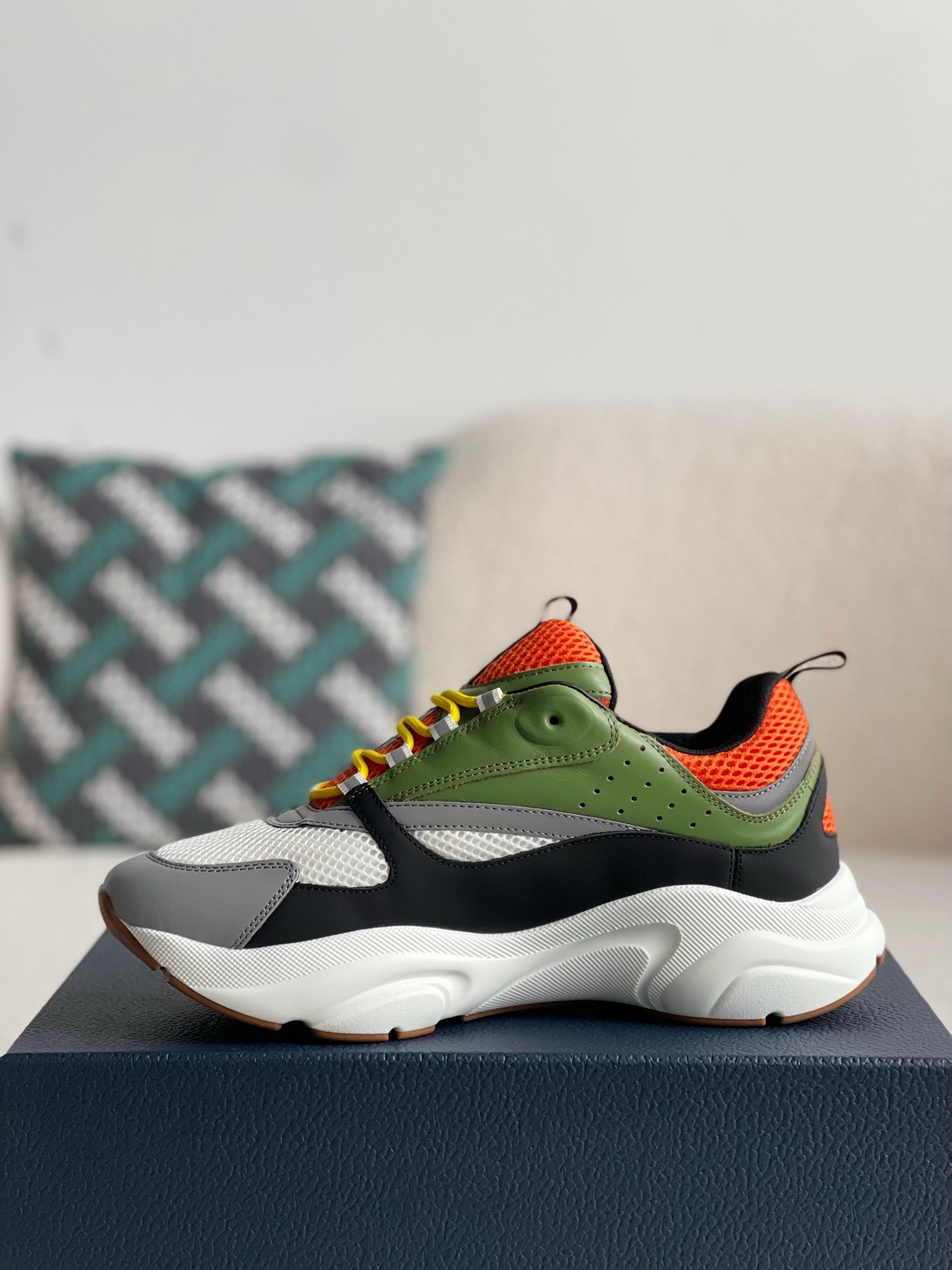 DlOR classic B22 Clunky Sneaker