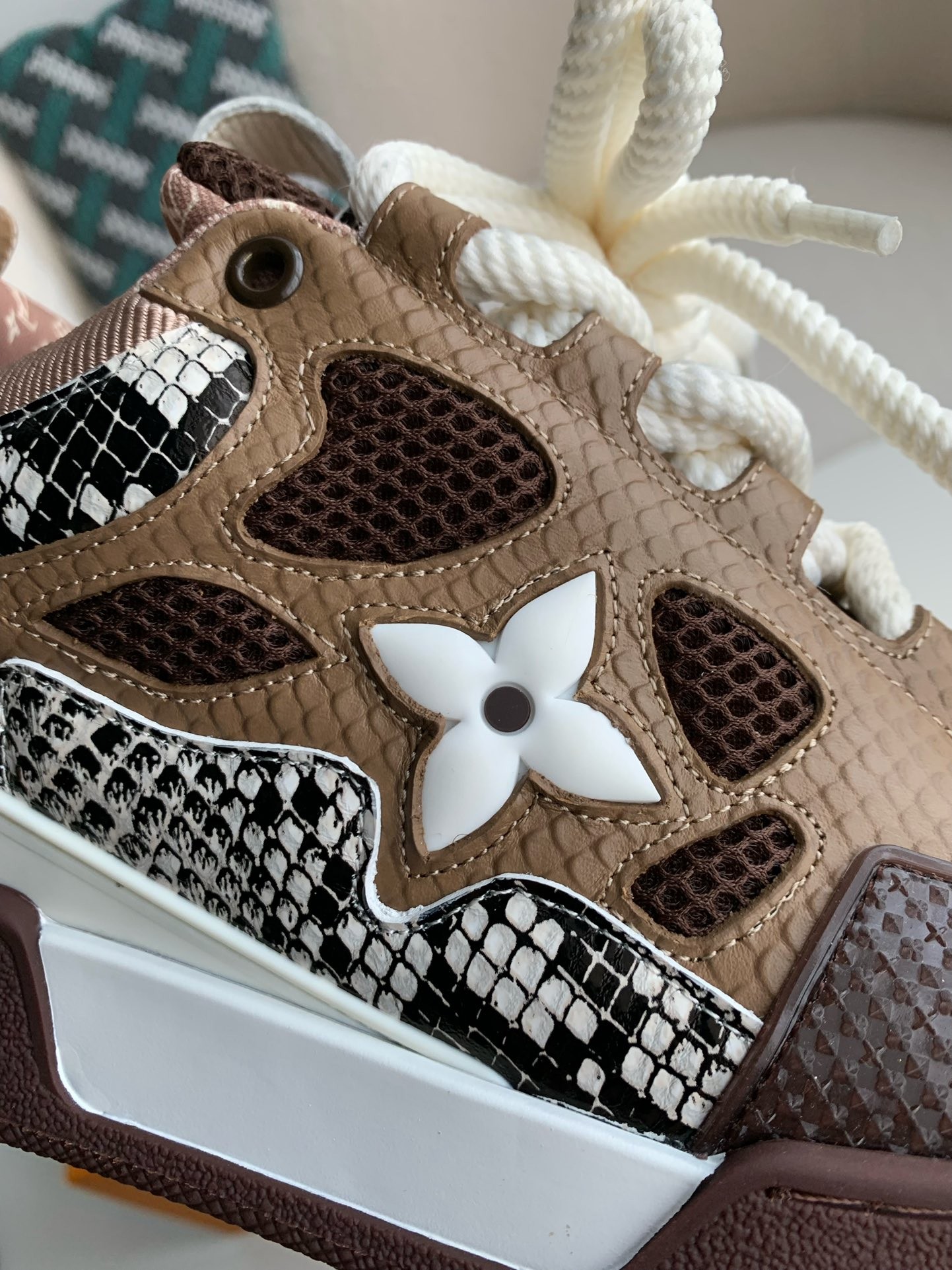 【0724】LOUIS VUITTON NEW SKATE