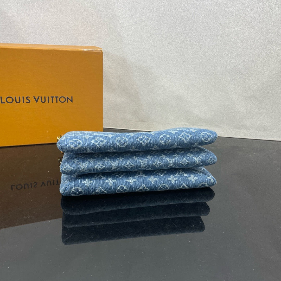LOUIS VUITTON Coussin PM Top Quality M24564
