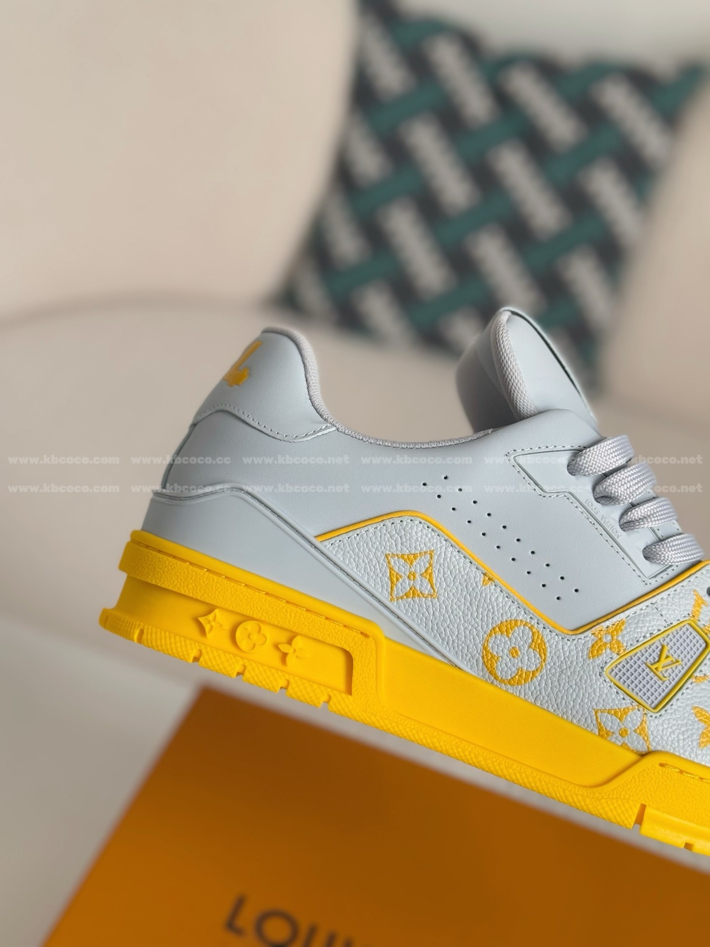 【#5778】 LOUIS VUITTON TRAINER SNEAKERS