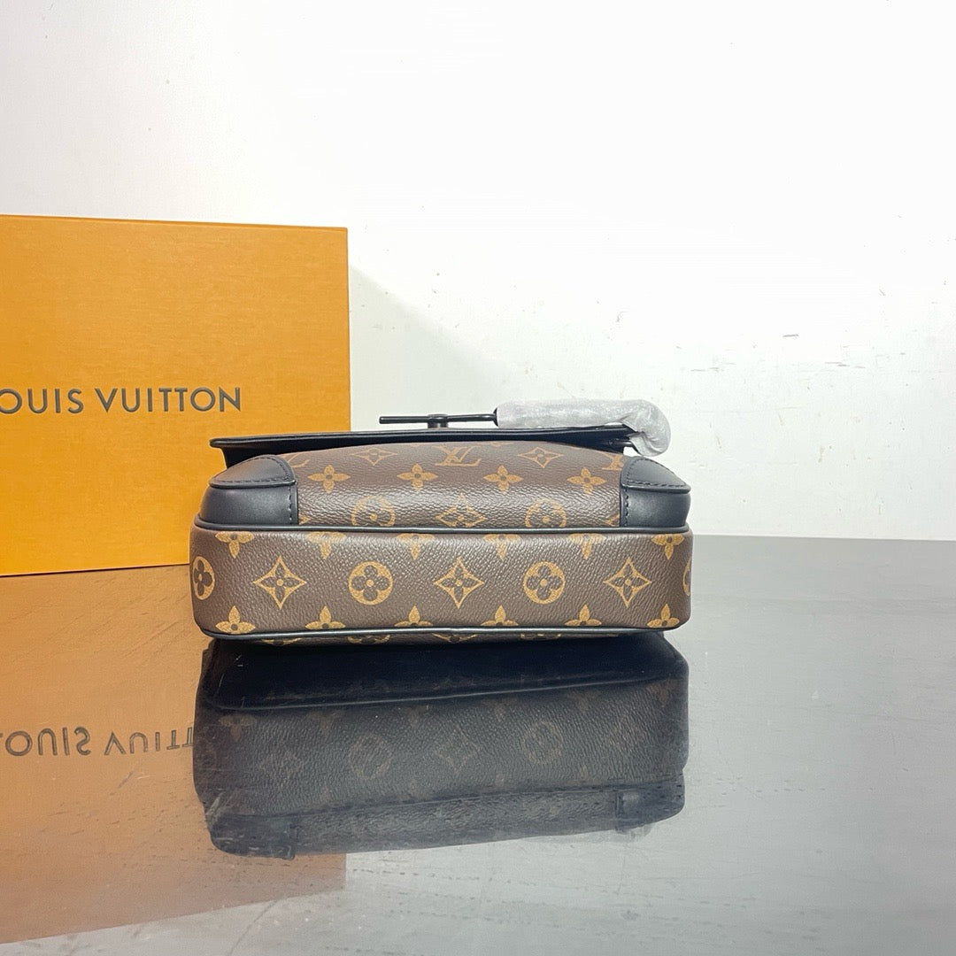 LOUIS VUITTON Steamer Postman bag/top quality M46795