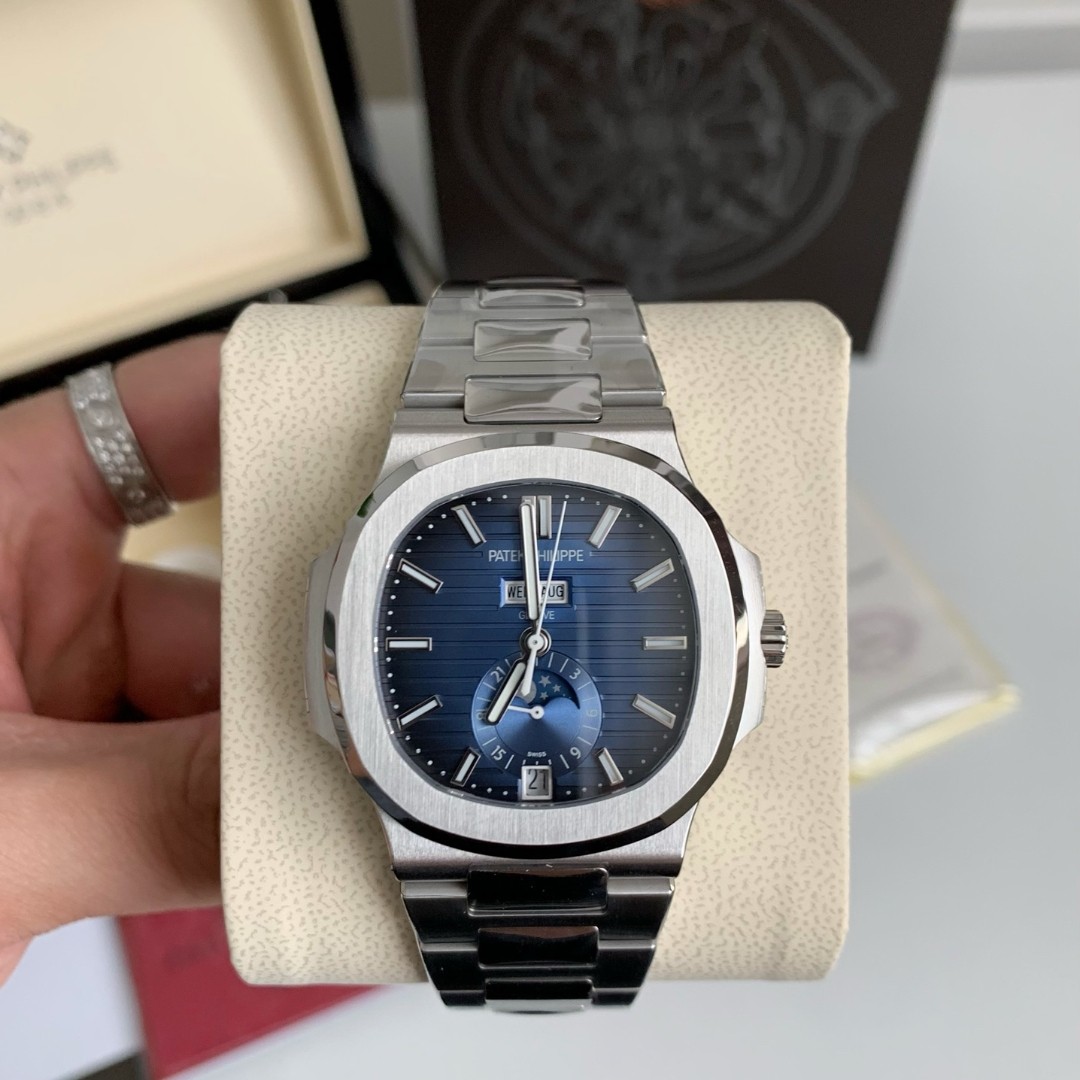 【#2550】 PATEK PHILIPPE 5726 serieswatch