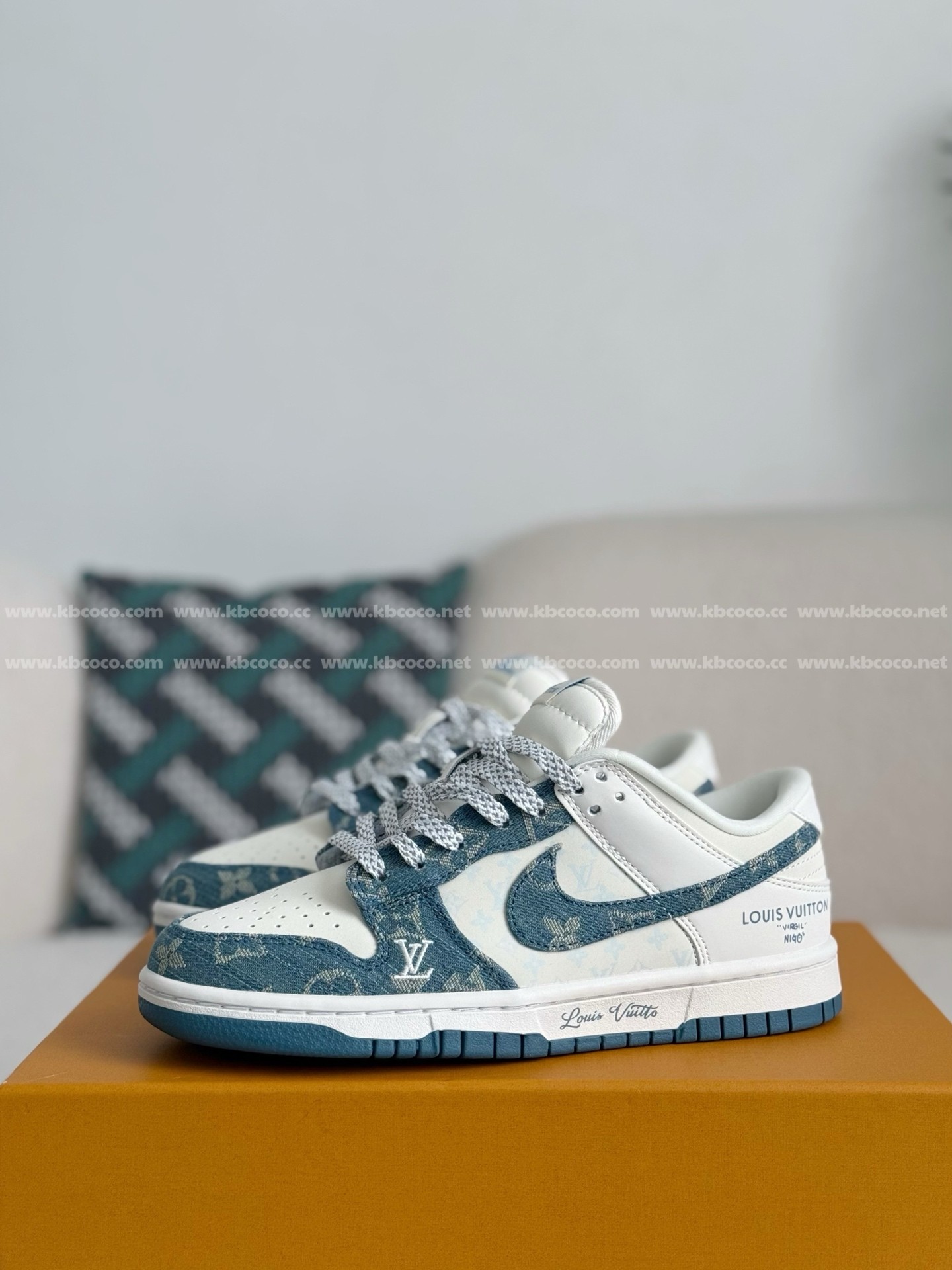 【#5202】 LOUIS VUITTON x Nike DunkCasual Sneakers