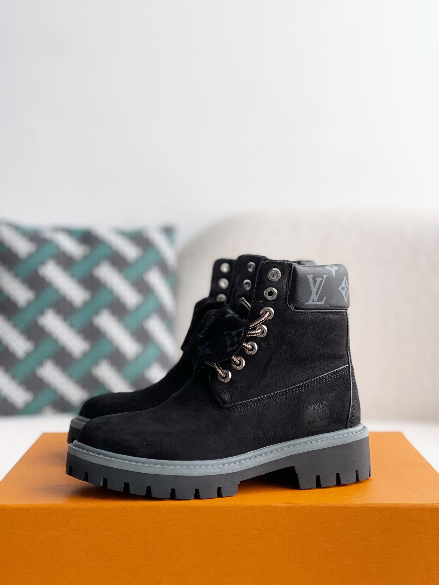 louis vuitton & timberland Martin boot
