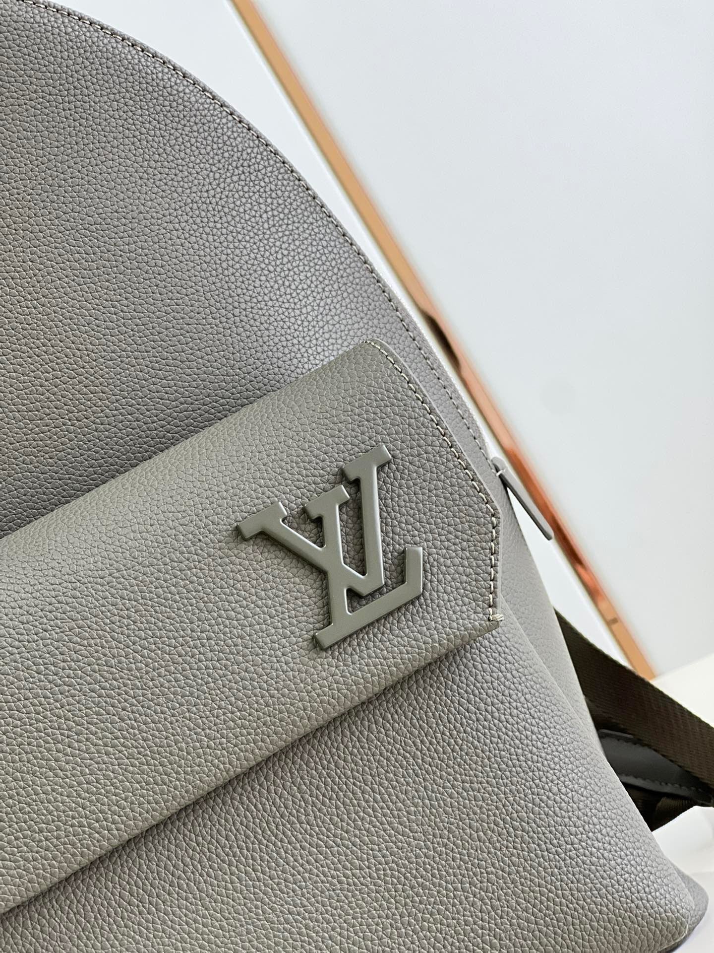 LOUIS VUITTON TAKEOFF Backpack/Top Quality M21362